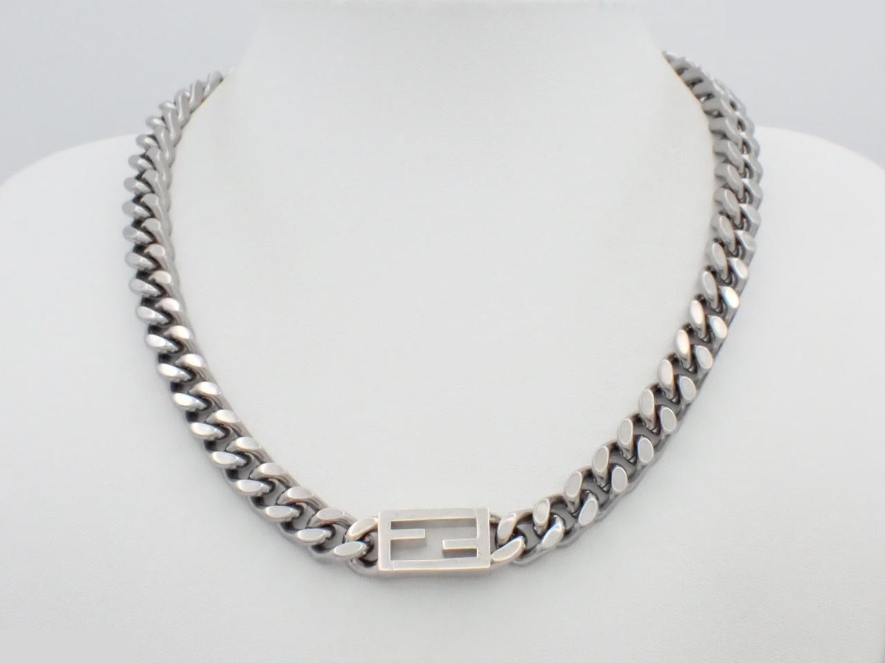 Kihei logo necklace/pendant, chain approximately 45cm. — view 3