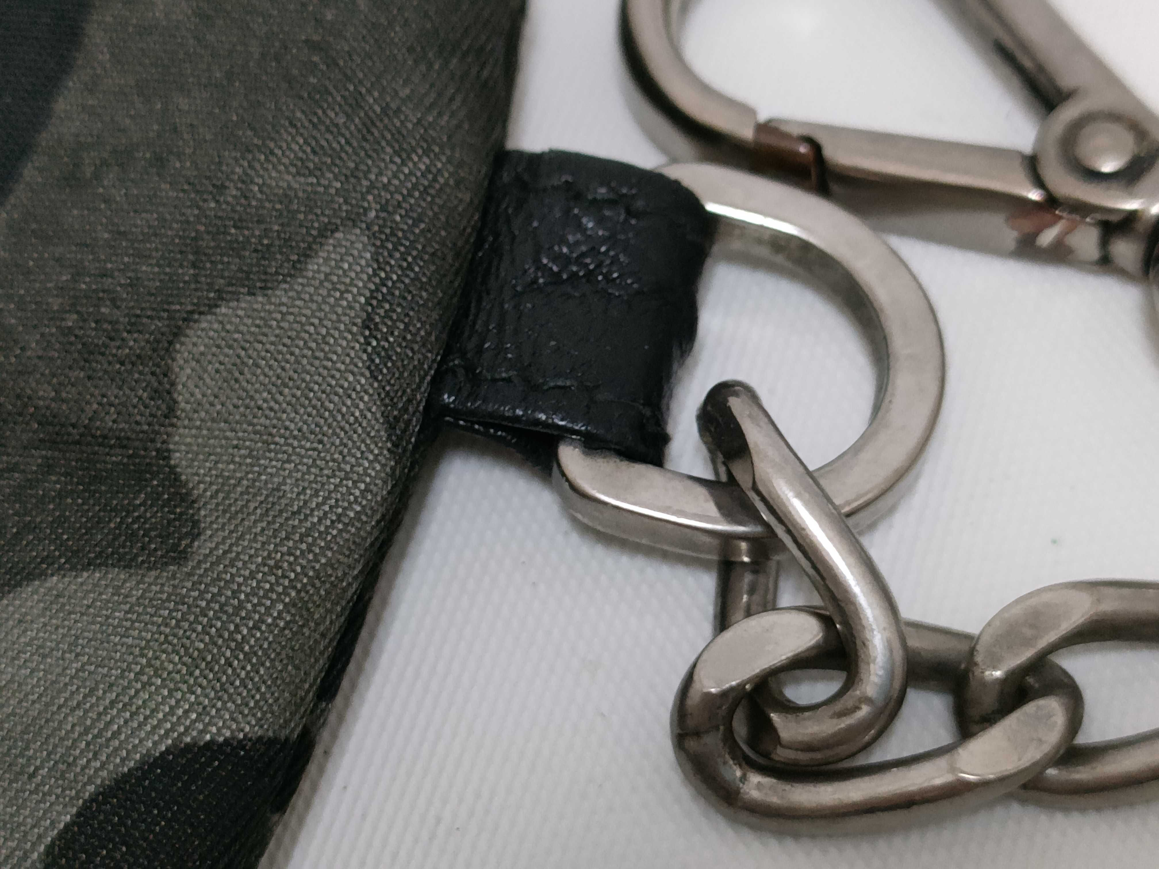 Camouflage Chain Coin Case — view 5