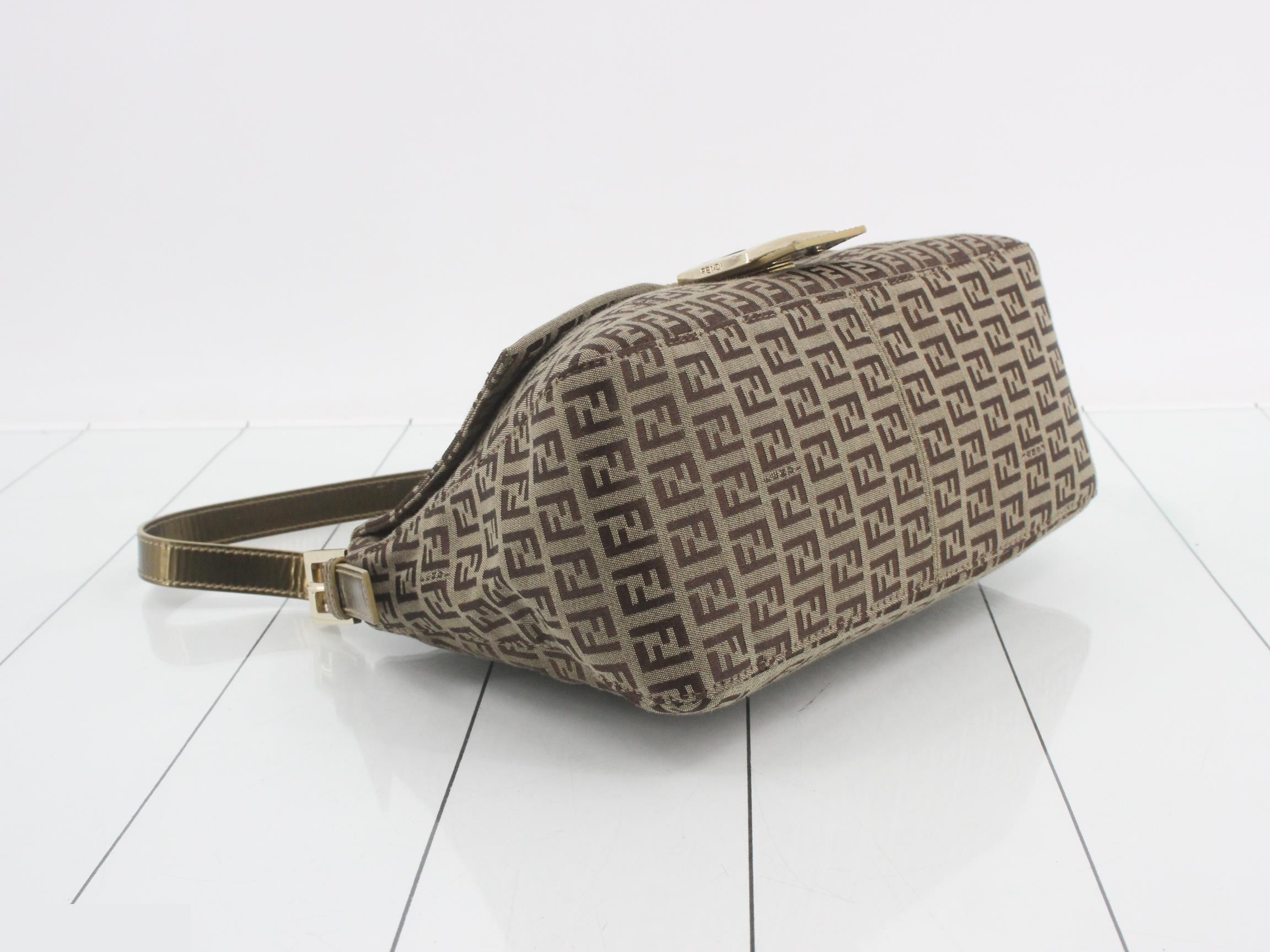 Mamma Bucket Gold Zucchino Shoulder Bag — view 5