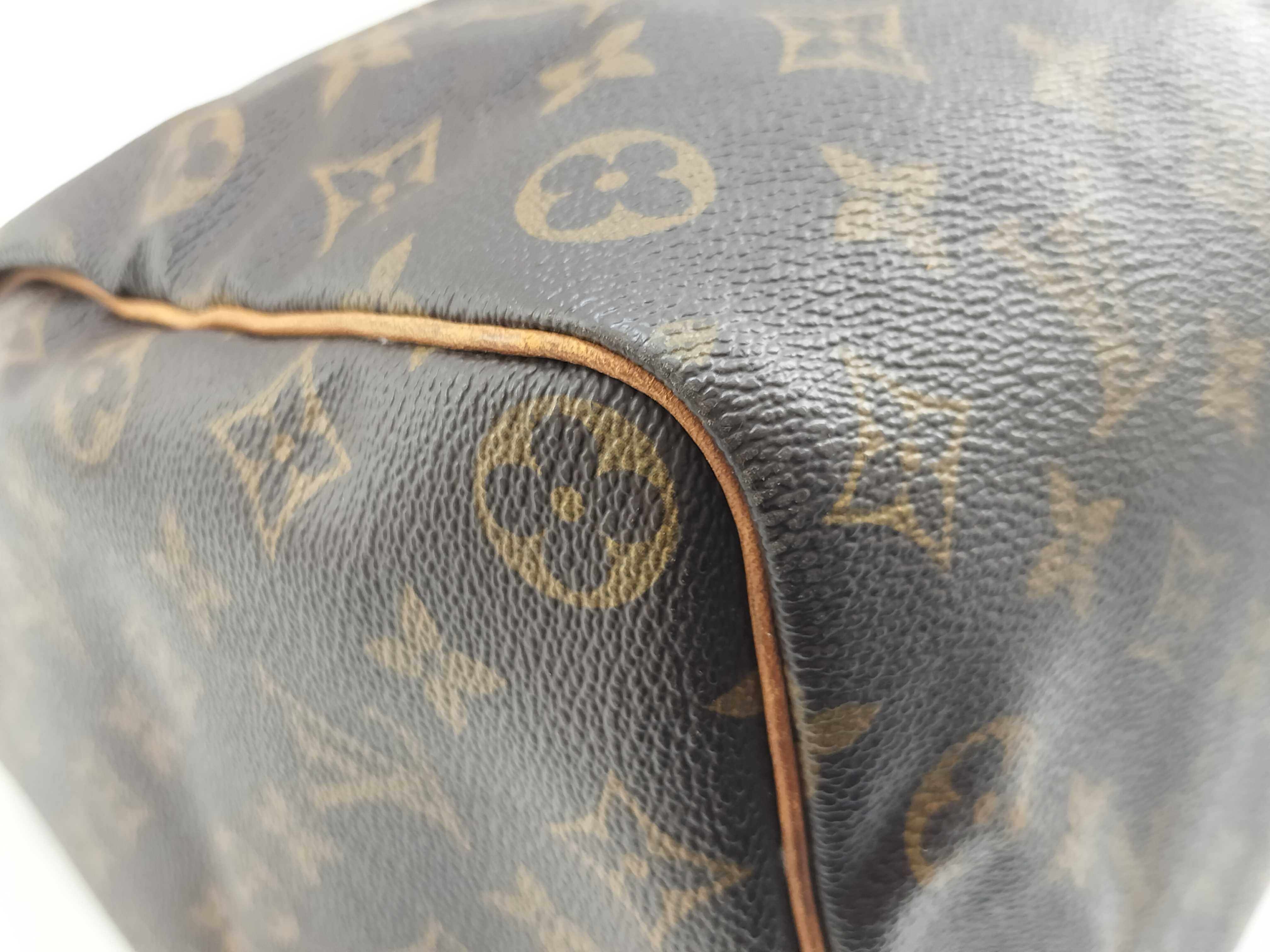 Monogram Louis Vuitton Speedy 35 Handbag — view 9