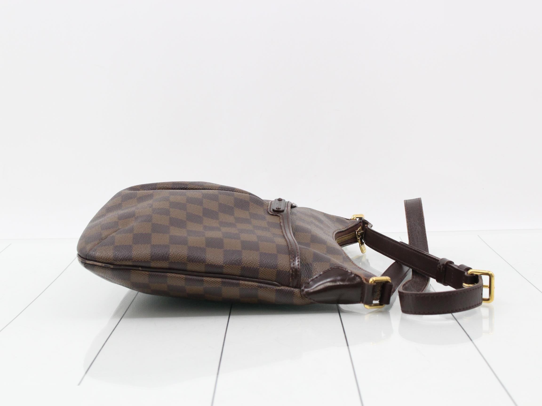 Damier Bloomsbury PM Shoulder Bag — view 3