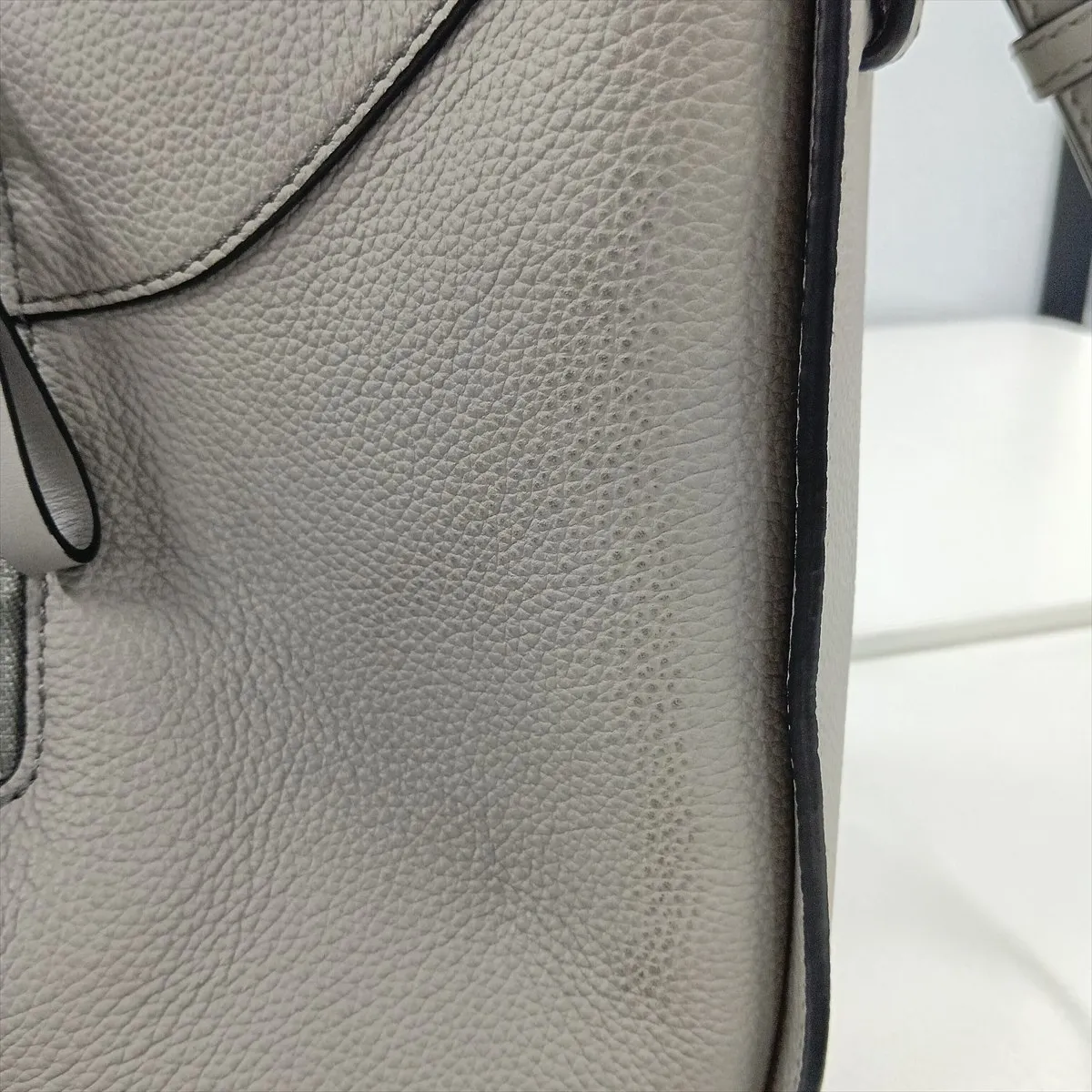 Hammock Compact Leather 2-Way Handbag, Gray — view 13
