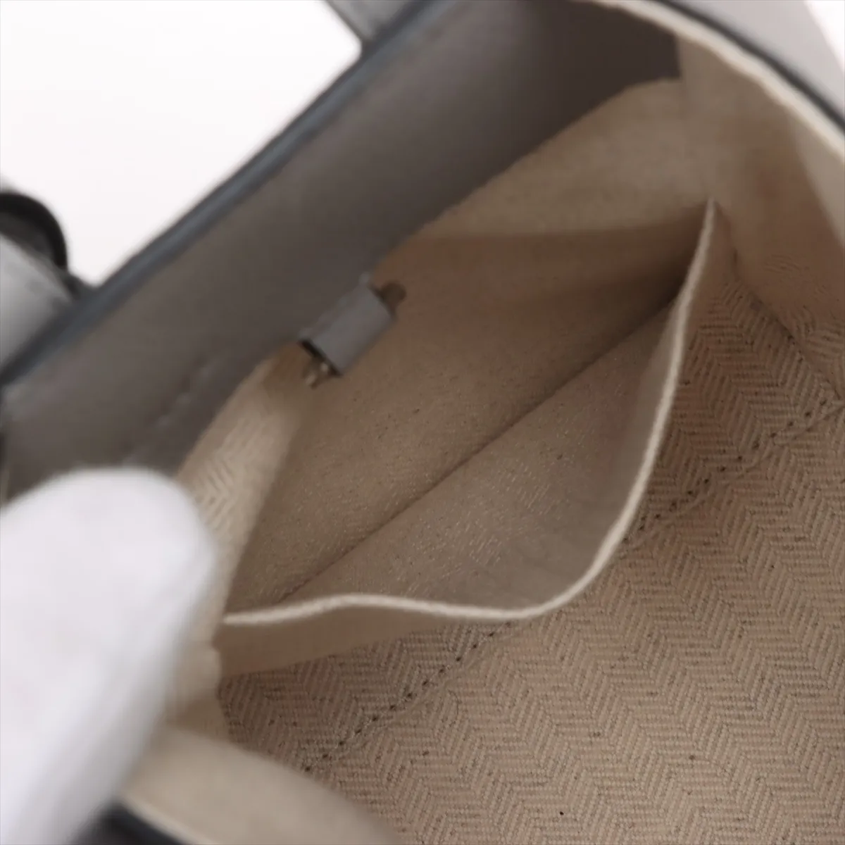 Hammock Compact Leather 2-Way Handbag, Gray — view 9