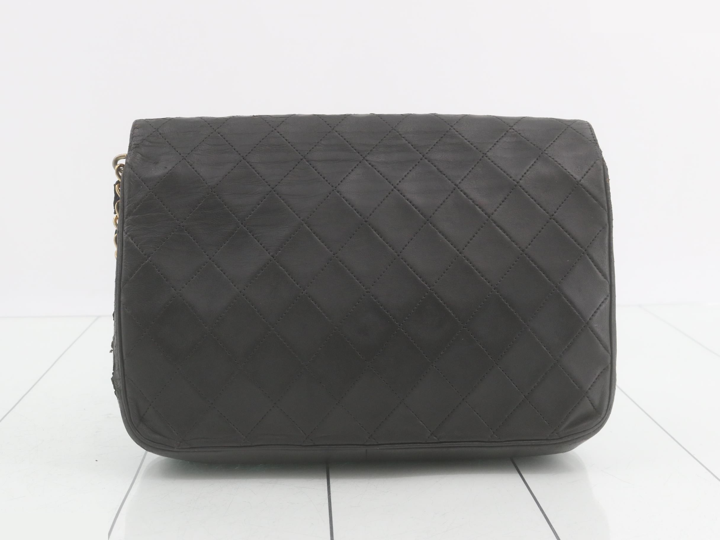Matelasse Lamb Black Chain Shoulder G Hardware — view 2