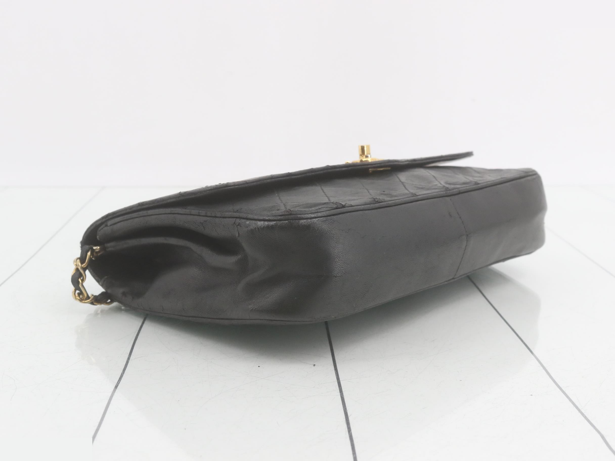 Matelasse Lamb Black Chain Shoulder G Hardware — view 5
