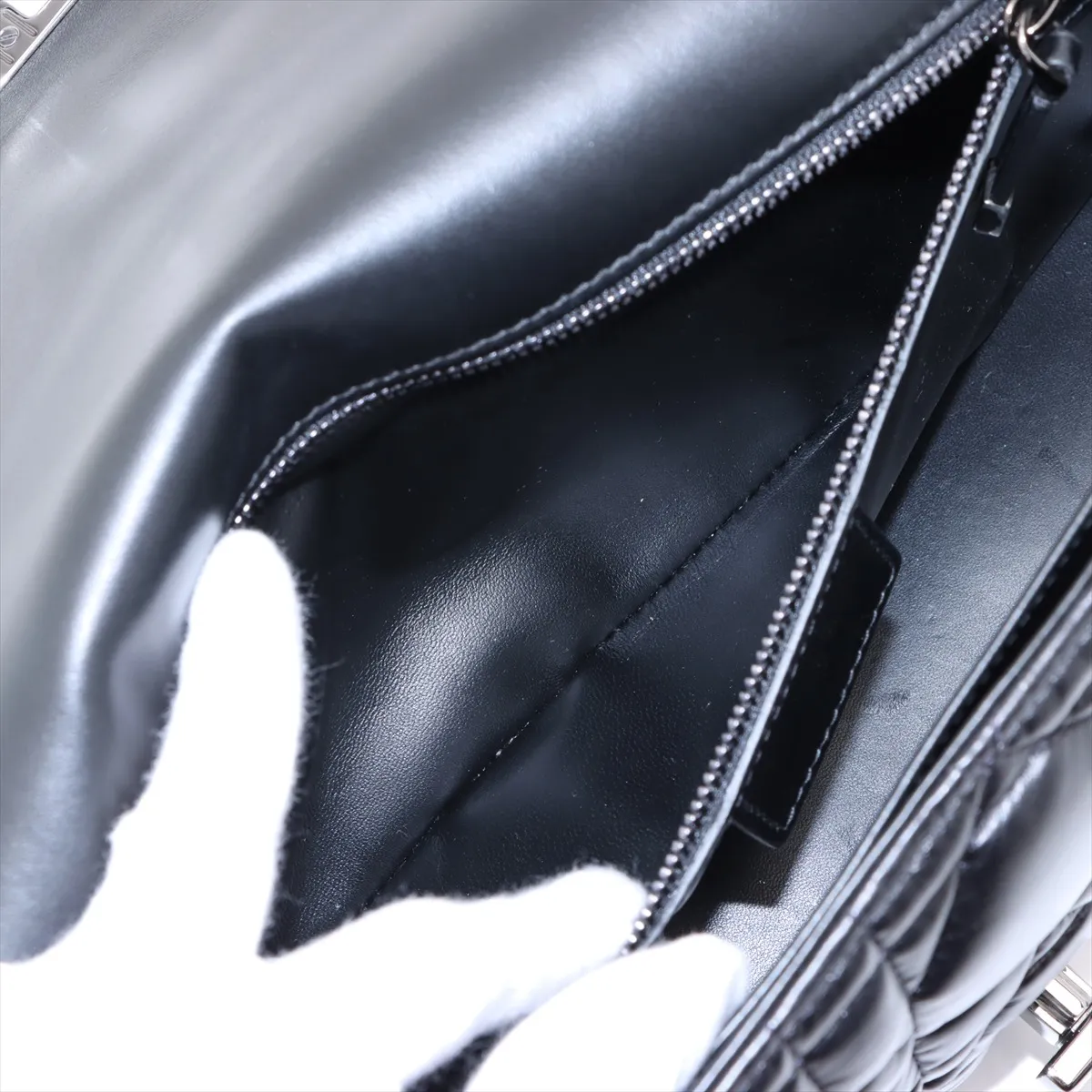 Cannage Caro Leather Chain Shoulder Bag Black — view 8