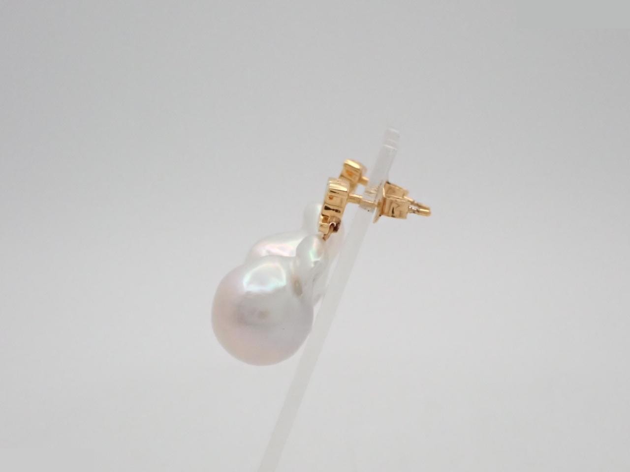 Triomphe Pearl Earrings — view 3