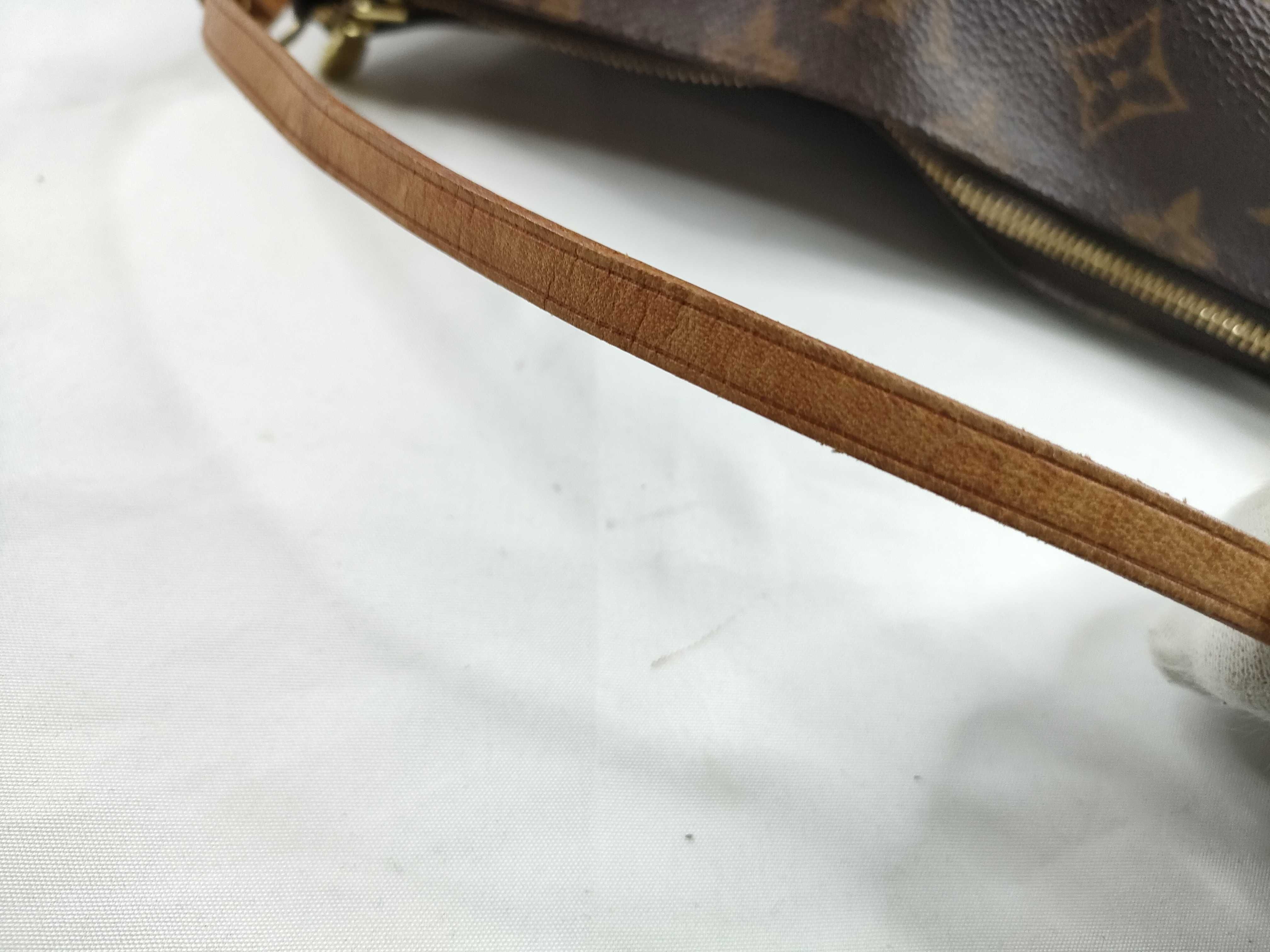 Monogram Louis Vuitton Monogram M51980/VI0050 Pochette Accessoires Pouch Accessories: Dust bag Handbag — view 8