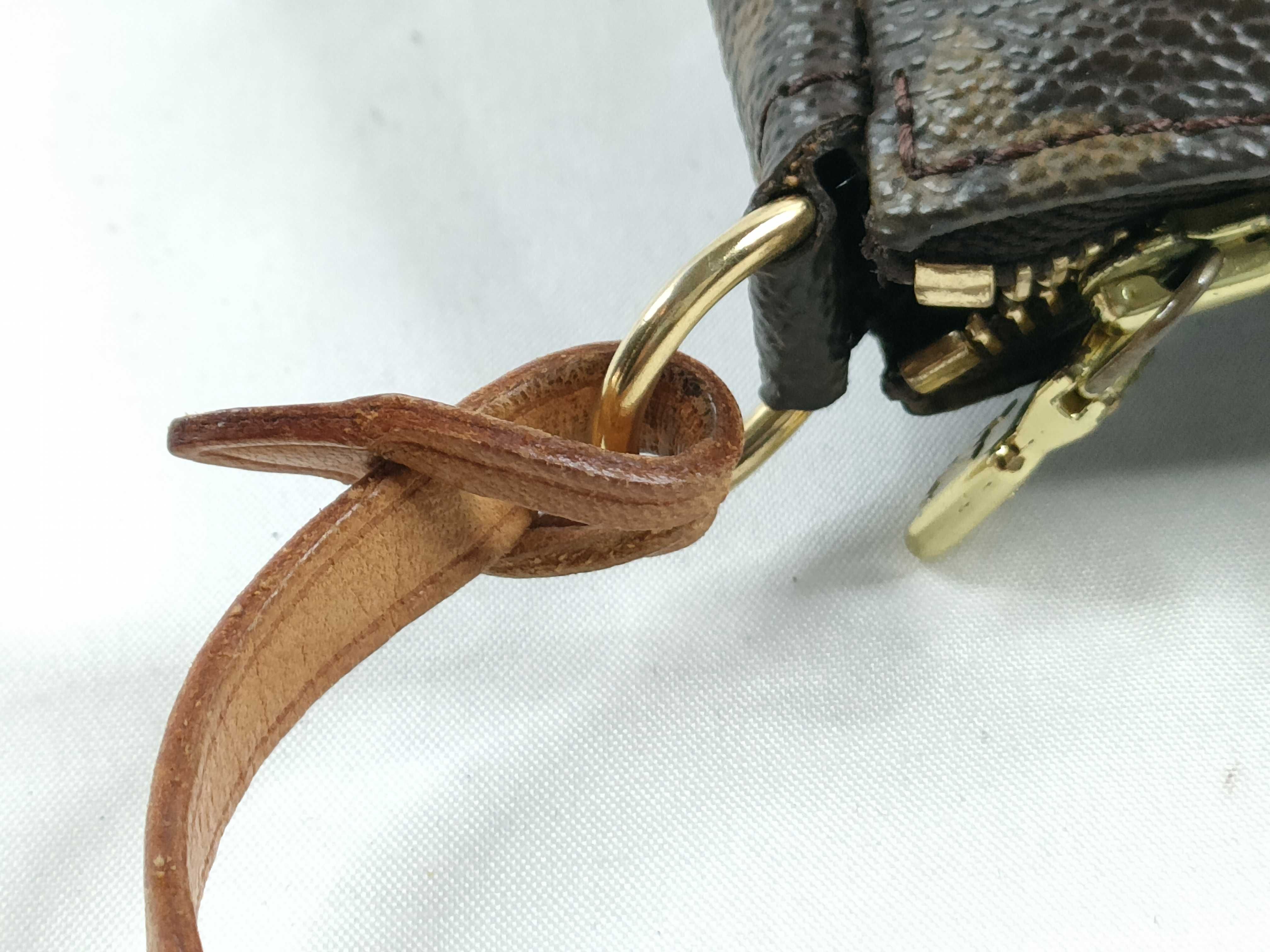 Monogram Louis Vuitton Monogram M51980/VI0050 Pochette Accessoires Pouch Accessories: Dust bag Handbag — view 9