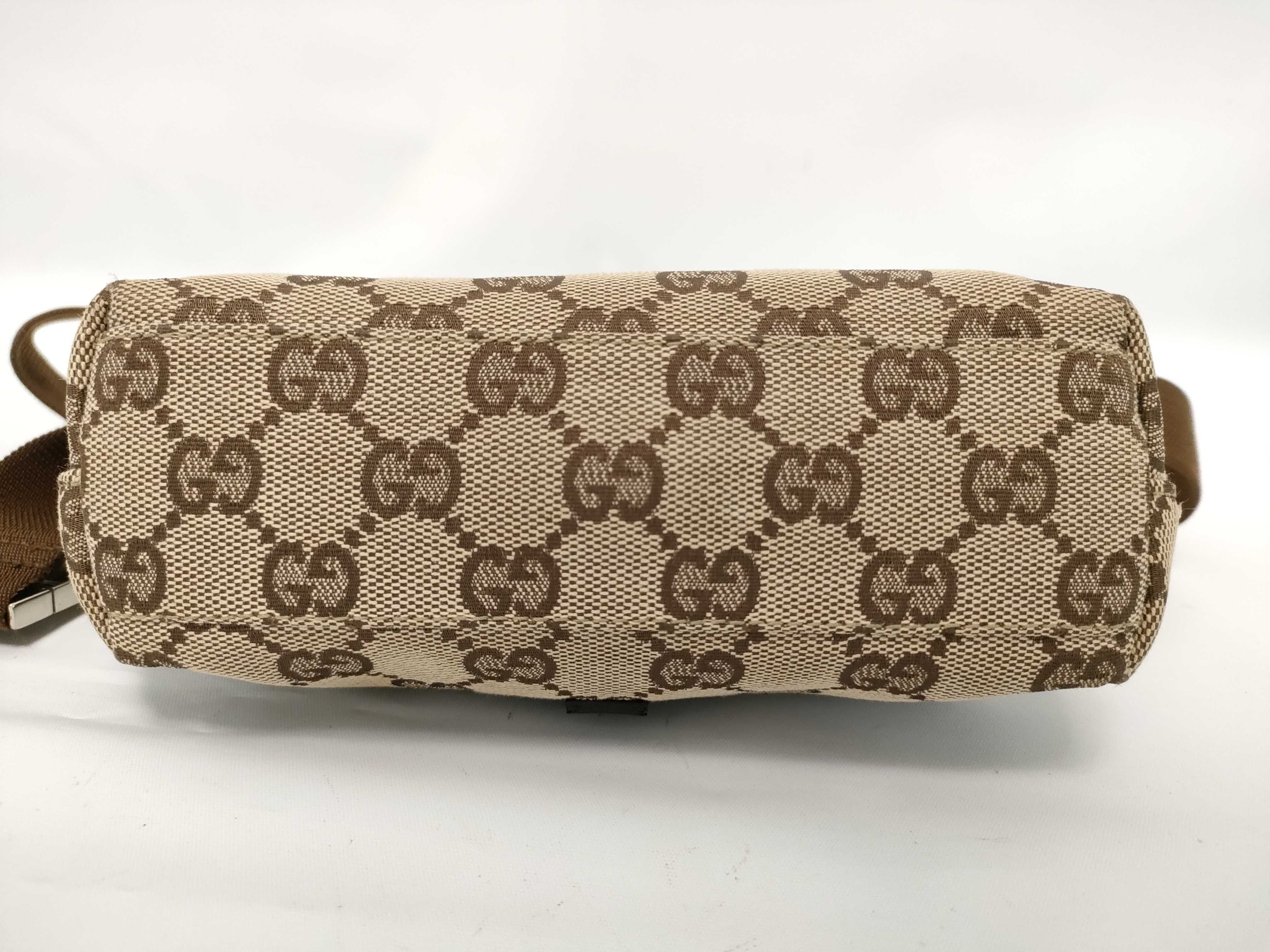 GG Canvas Bag Shoulder Bag — view 4