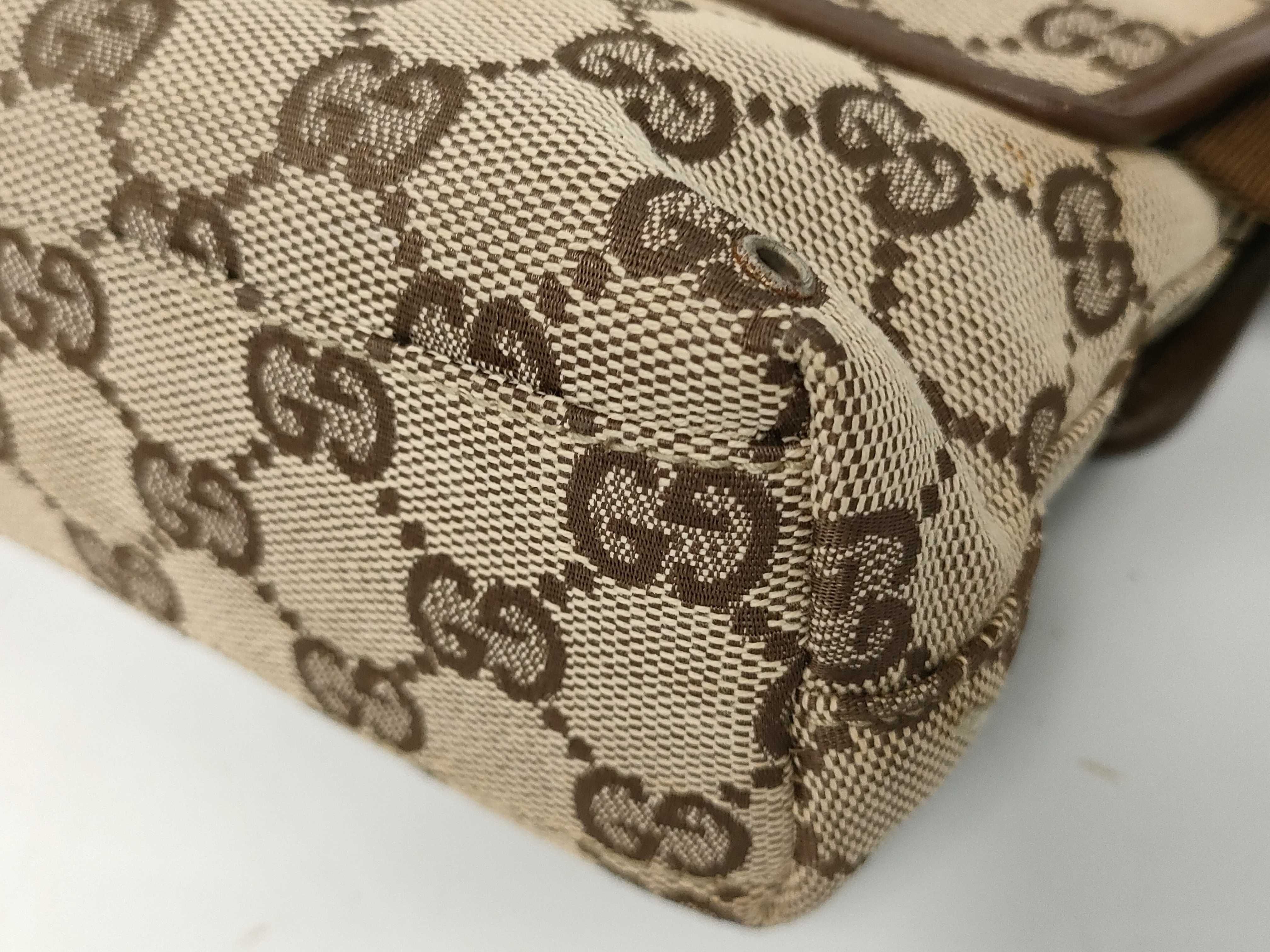 GG Canvas Bag Shoulder Bag — view 5