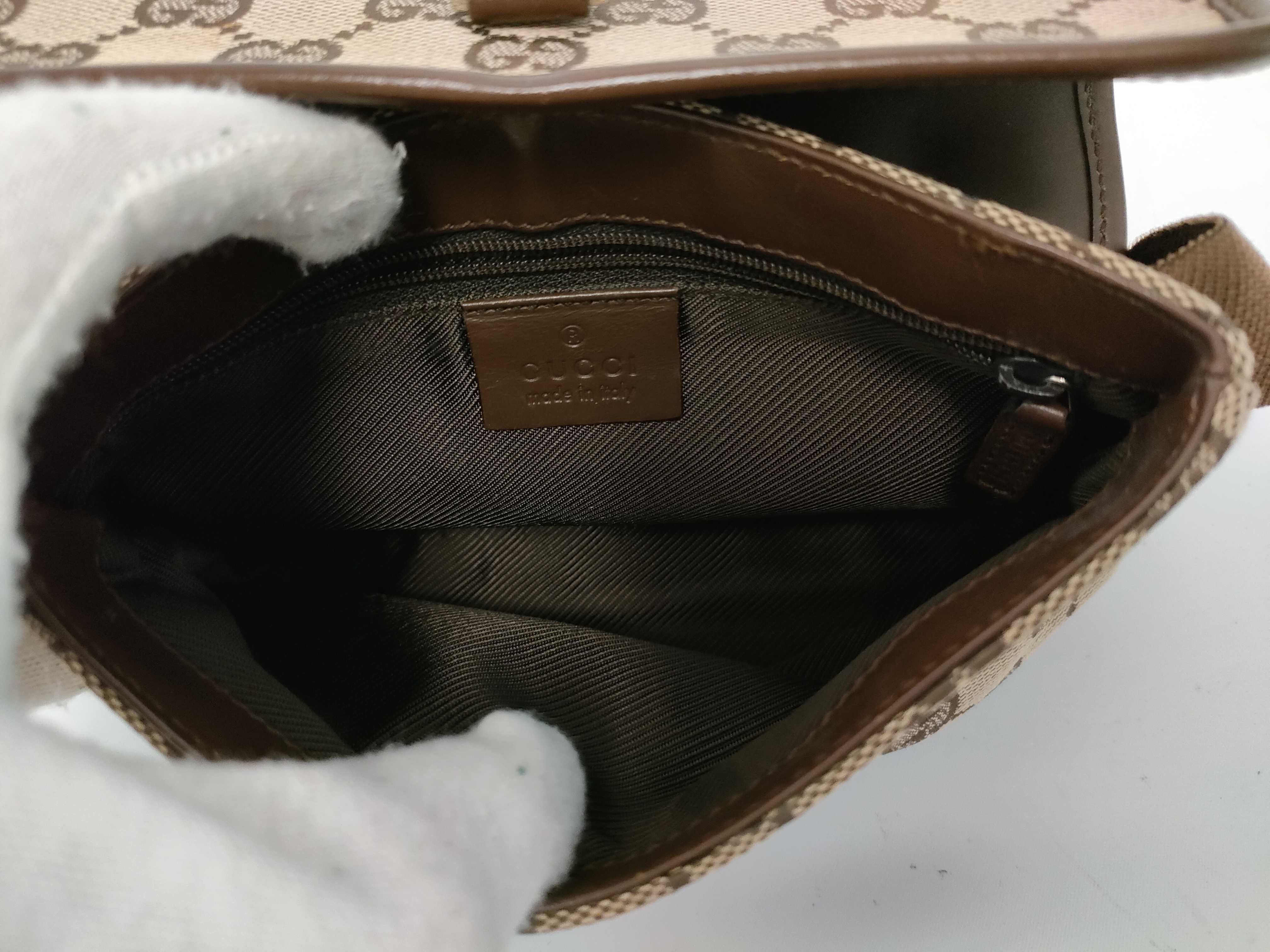 GG Canvas Bag Shoulder Bag — view 10