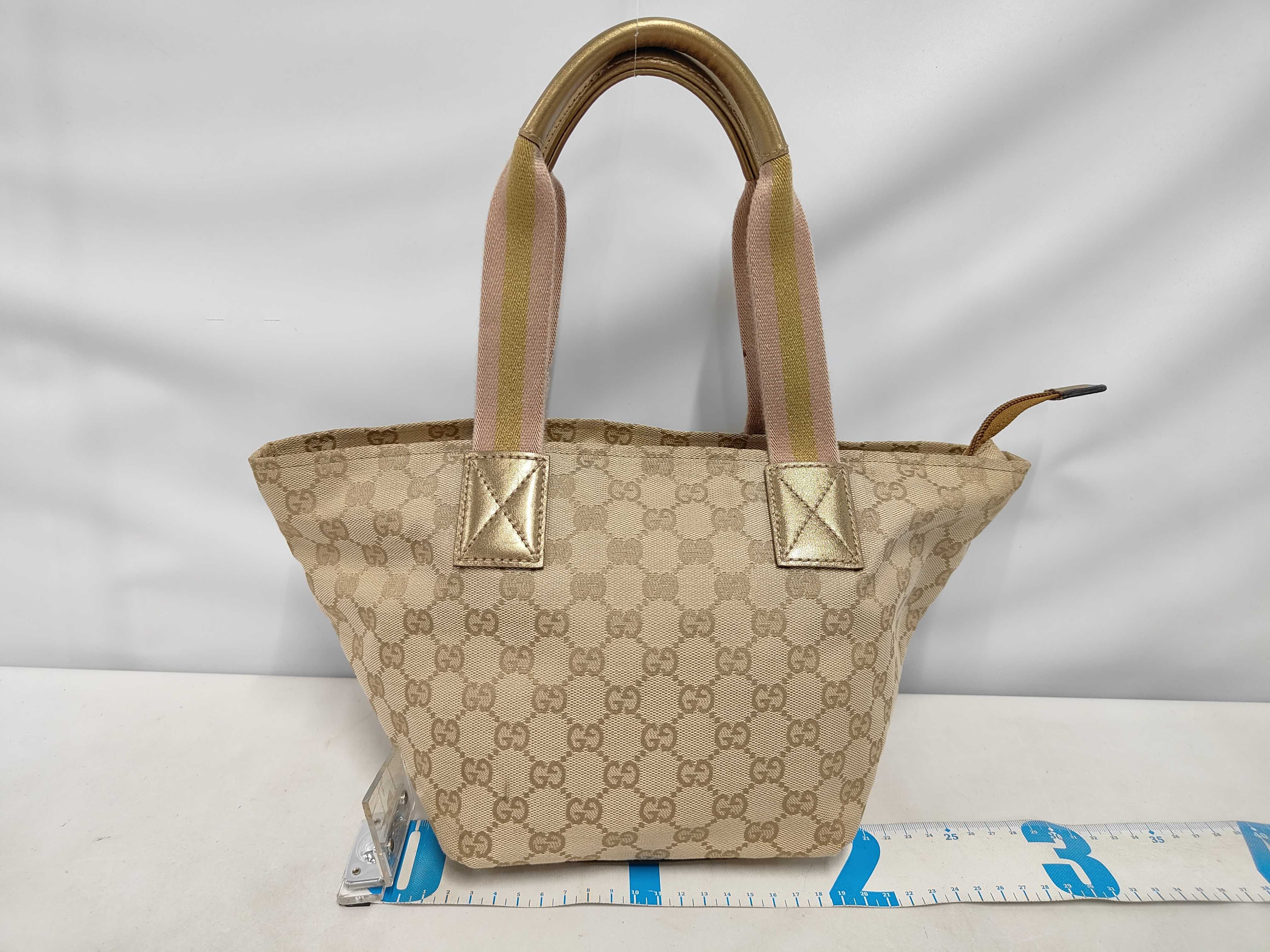 GG Canvas Pink Beige 131228 Trapezoid Tote Bag — view 2