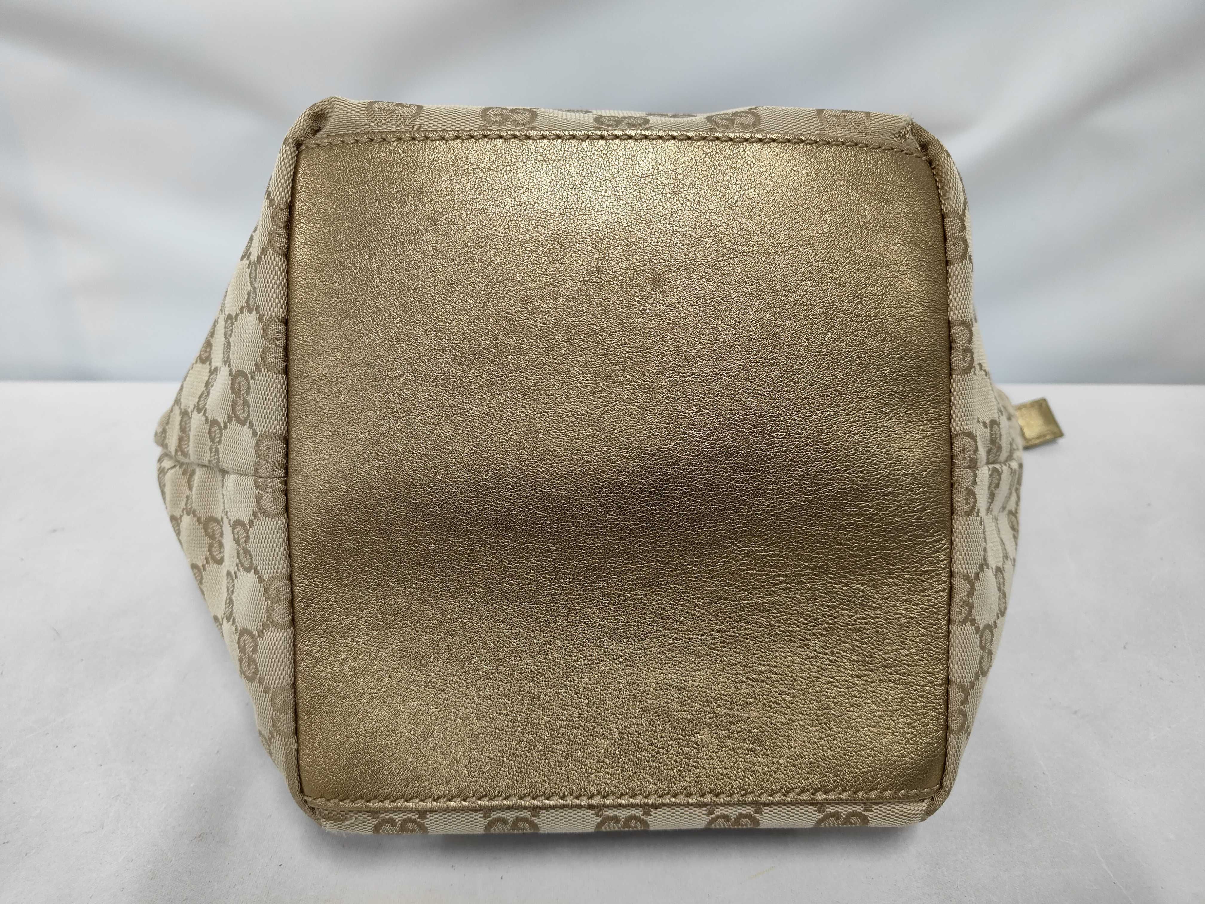 GG Canvas Pink Beige 131228 Trapezoid Tote Bag — view 4