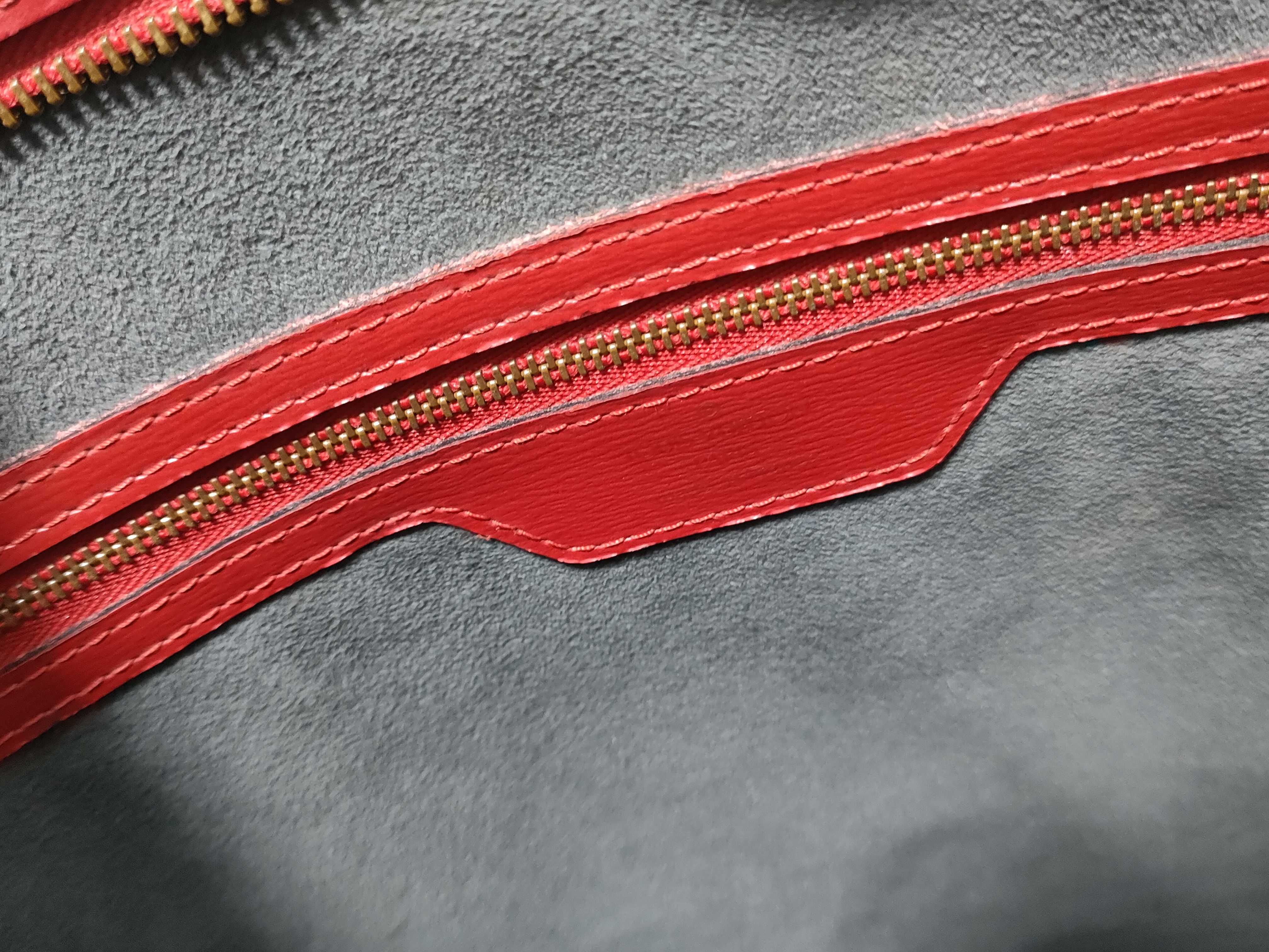 Epi Saint Jacques Shopping Shoulder Bag — view 12