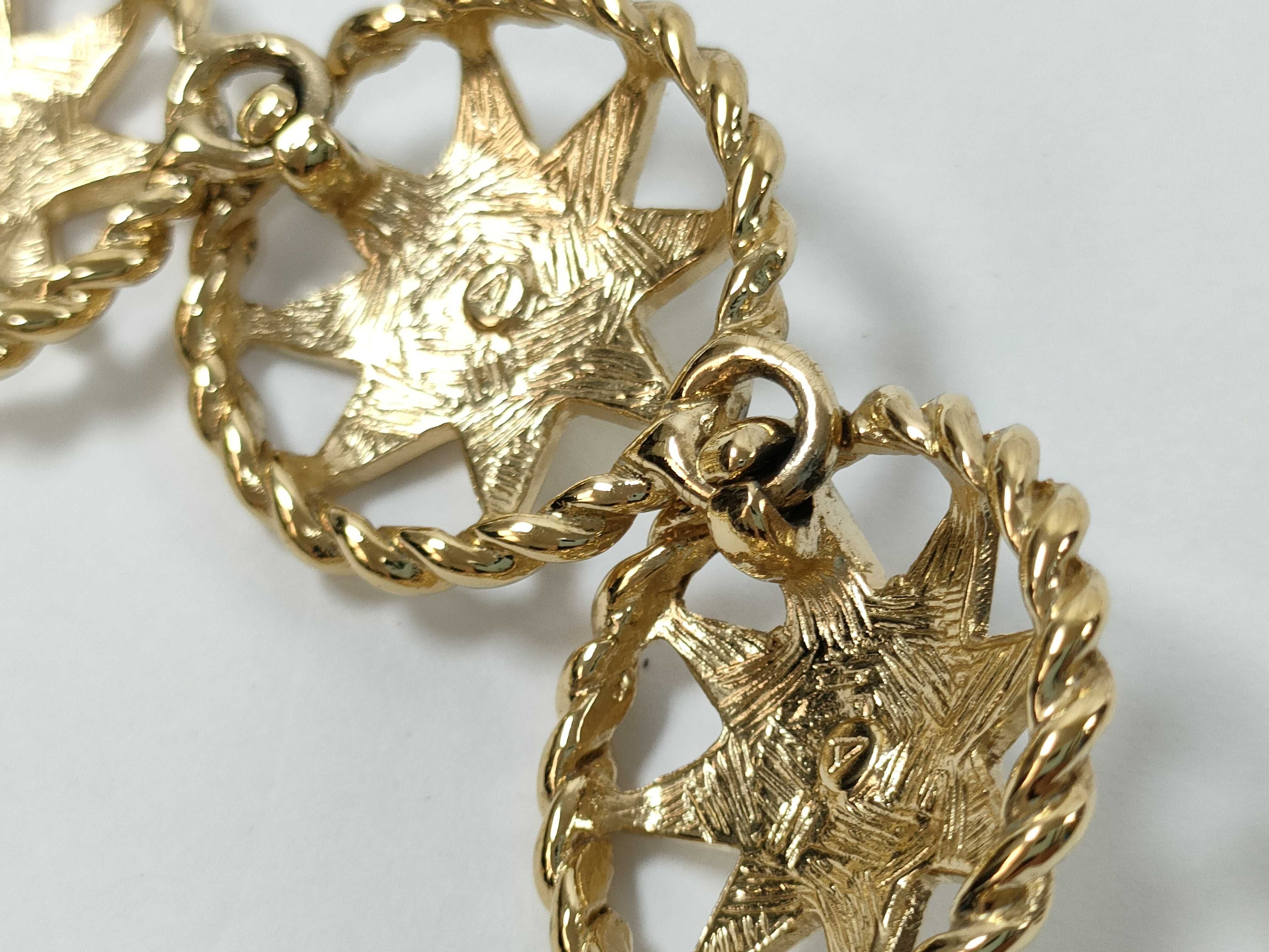Large Twist Circle Vintage Gold Necklace — view 5