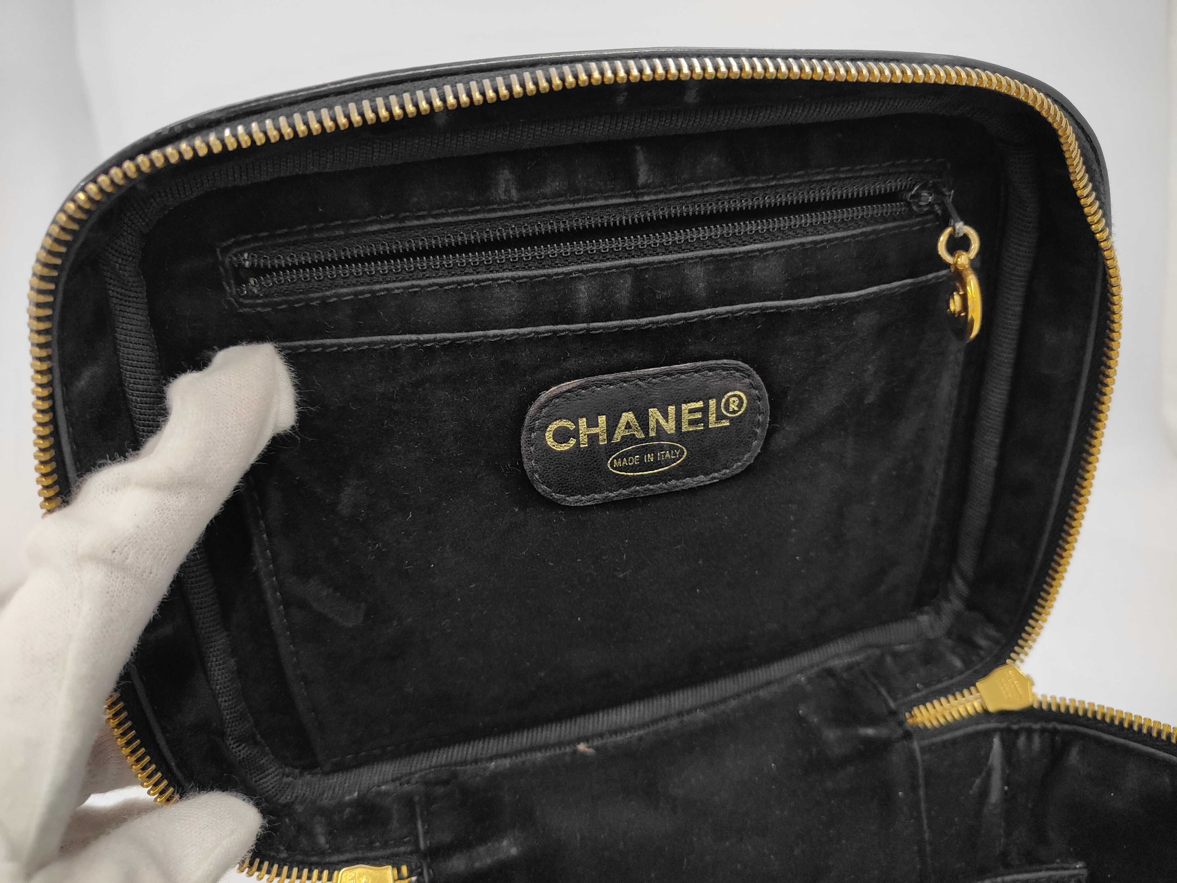 Enamel Vanity Bag Coco Mark 4688921 Bag — view 3