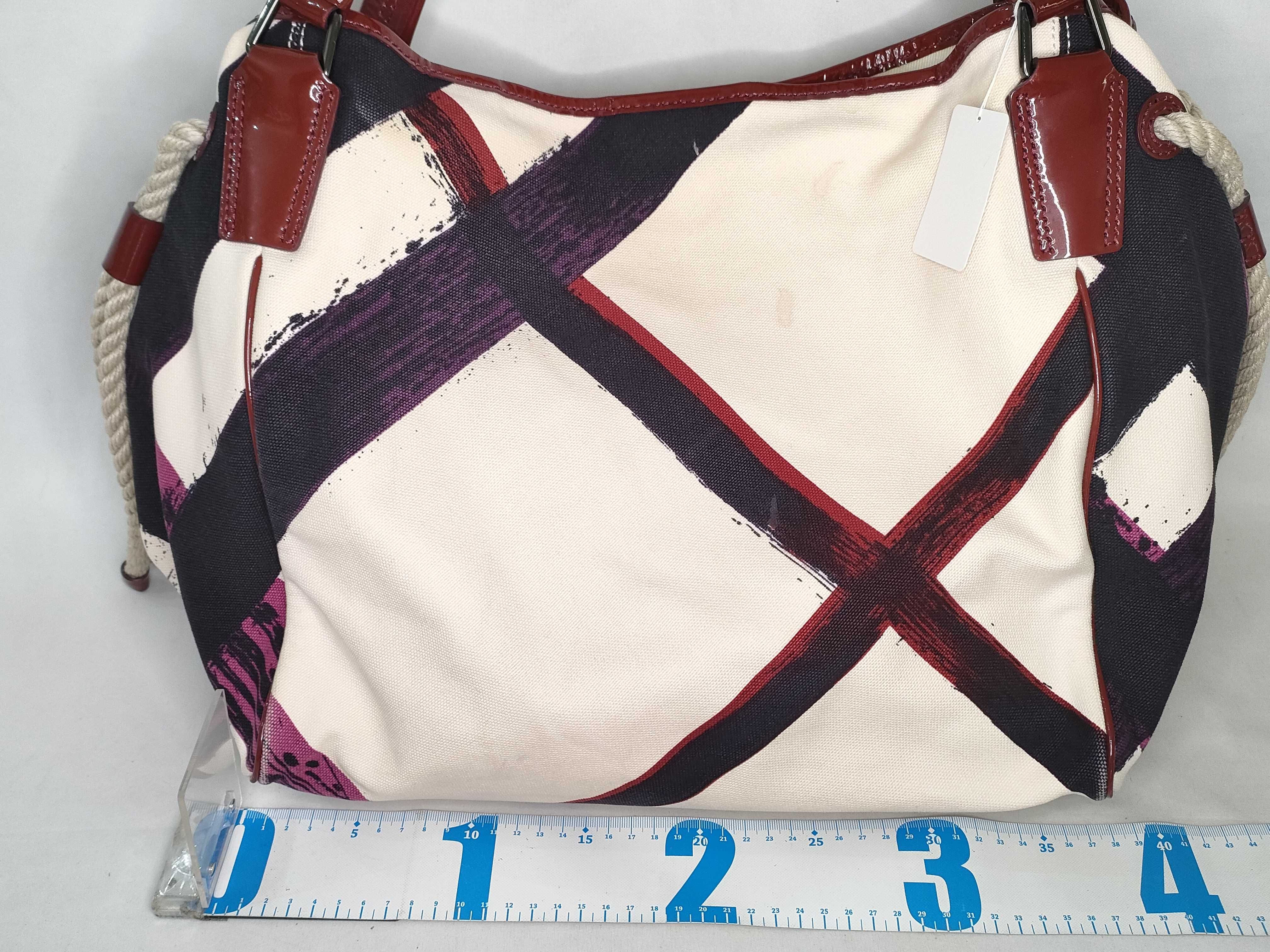 Handbag / Canvas Handbag — view 2