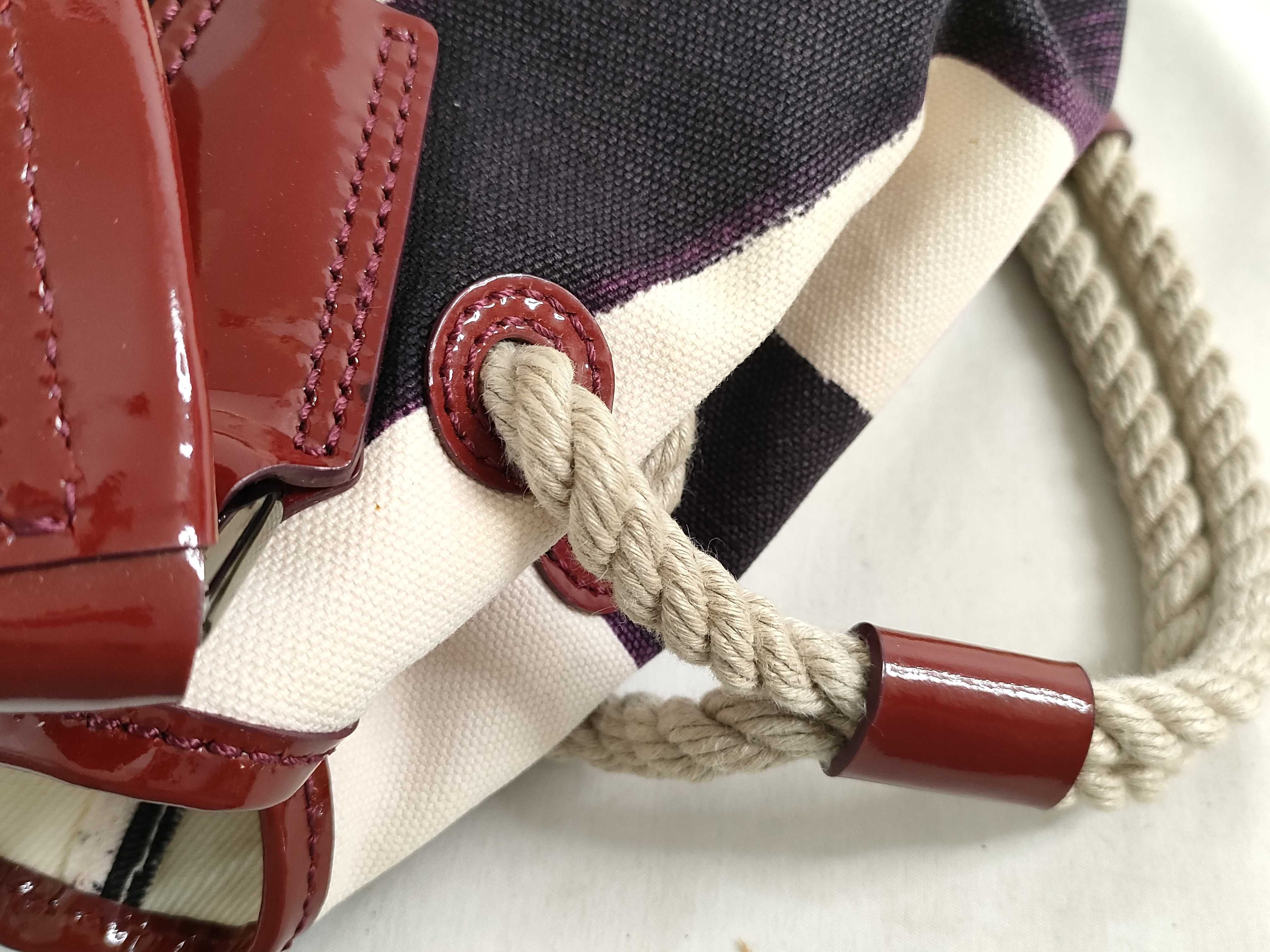 Handbag / Canvas Handbag — view 15