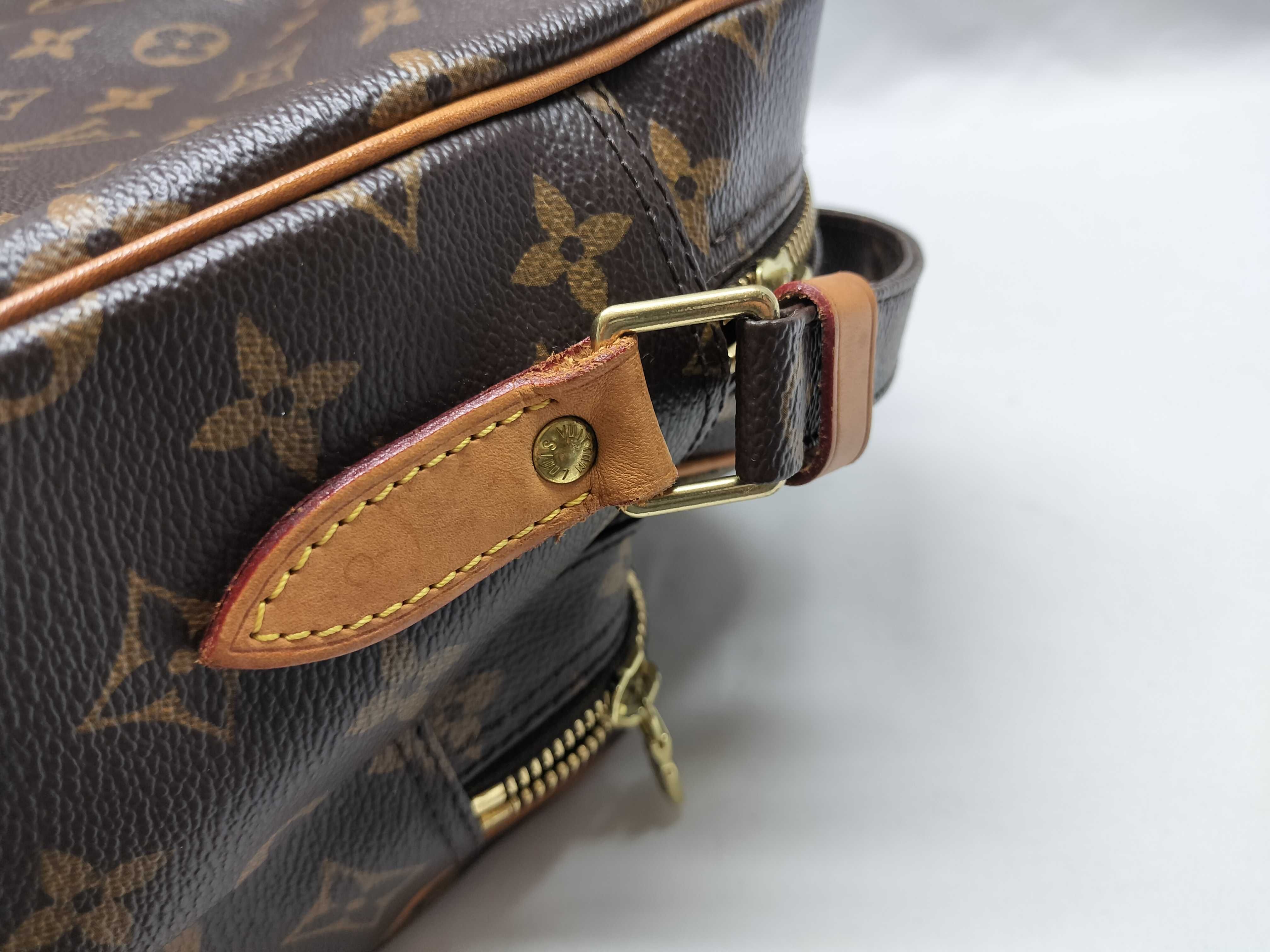 M45244 Nile Shoulder Bag — view 5