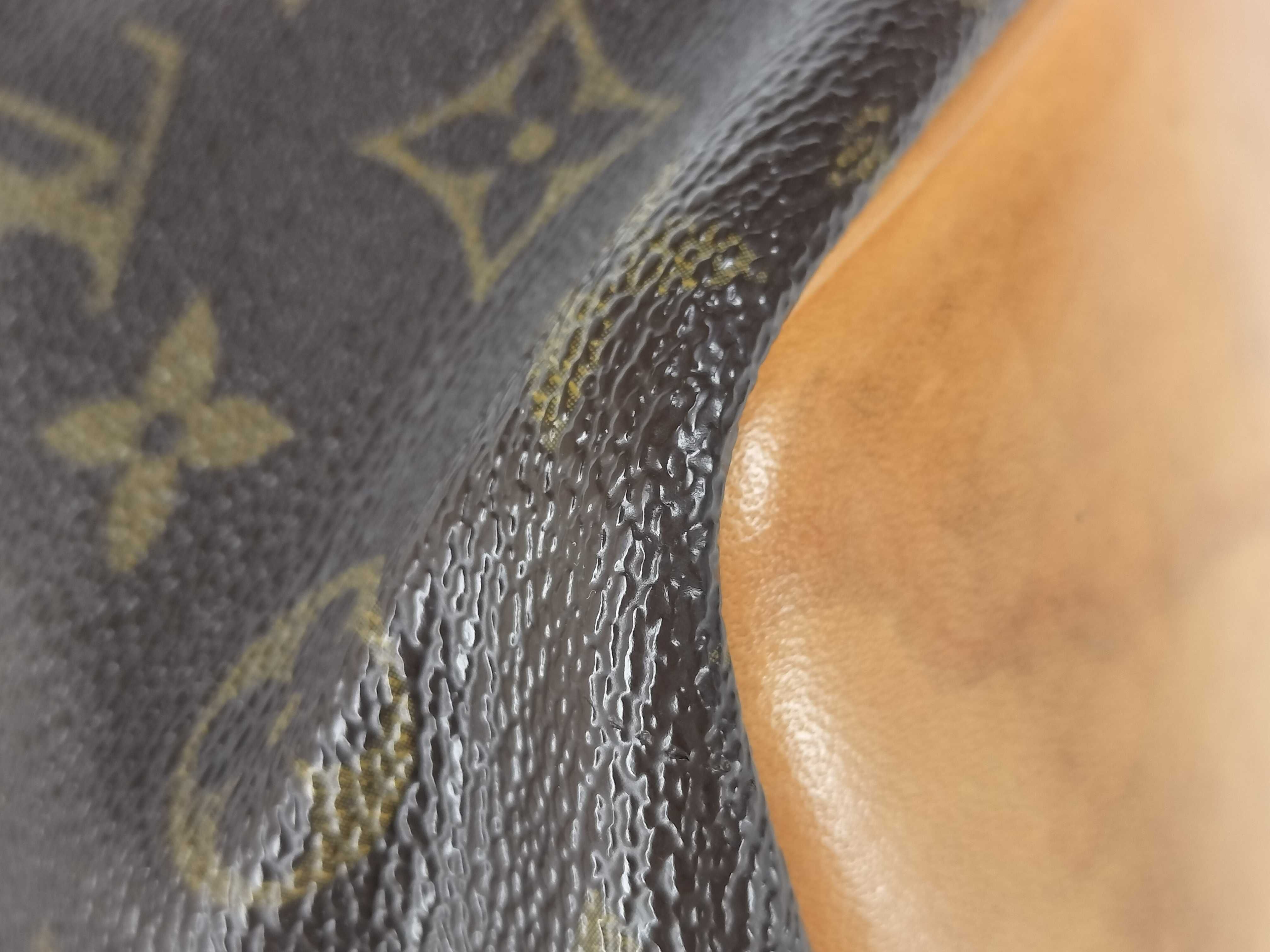 Monogram Noe M42224 Brown Shoulder Bag — view 6