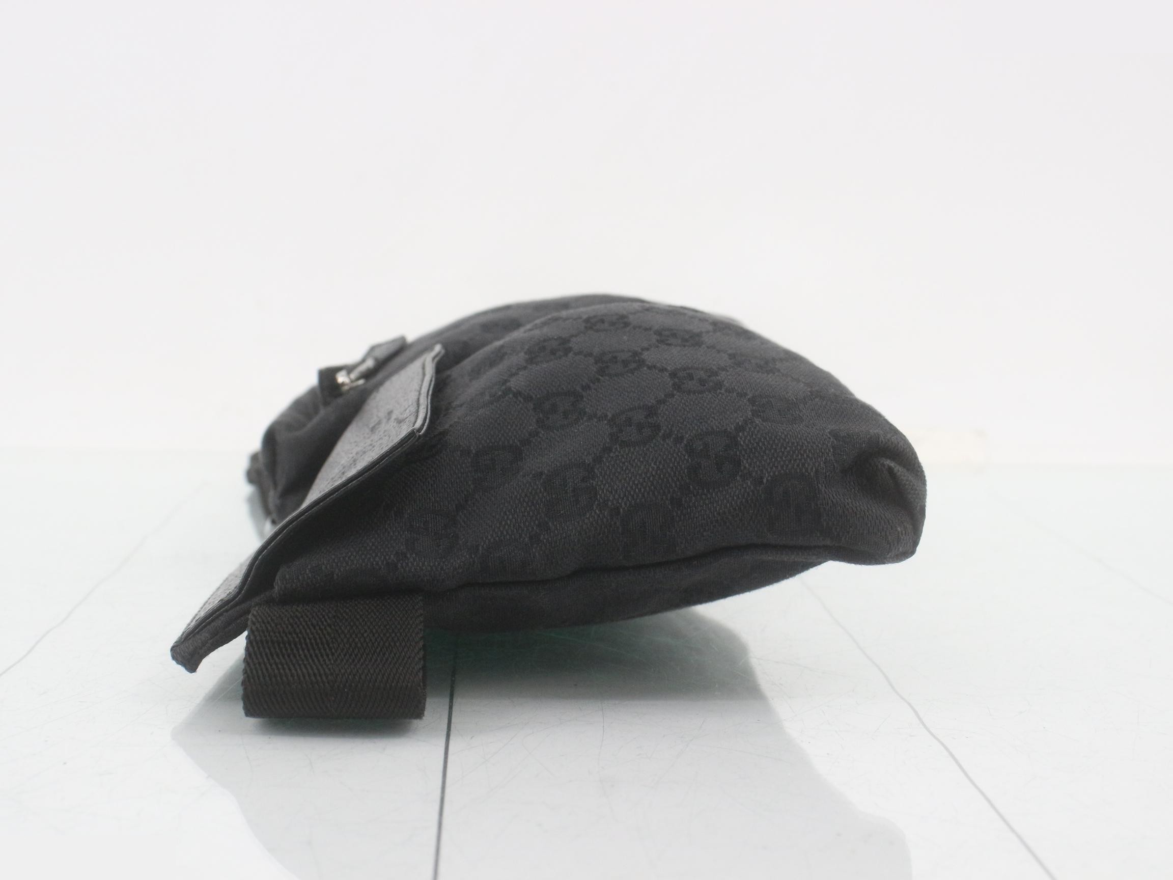 GG Canvas Crossbody Bag 28566 — view 4
