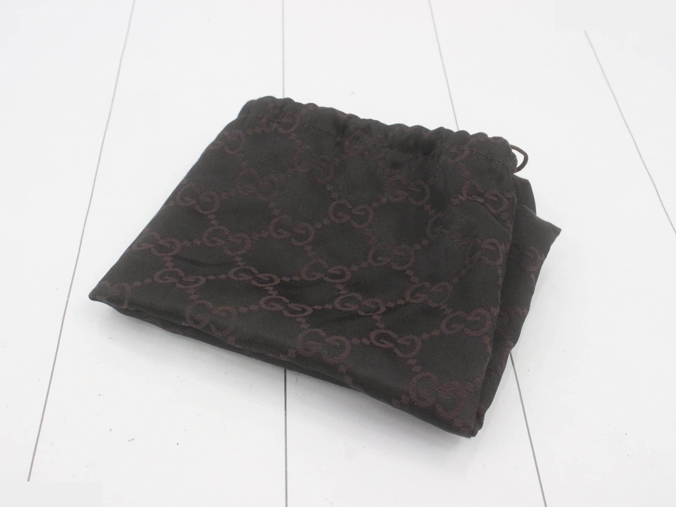 GG Canvas Crossbody Bag 28566 — view 7