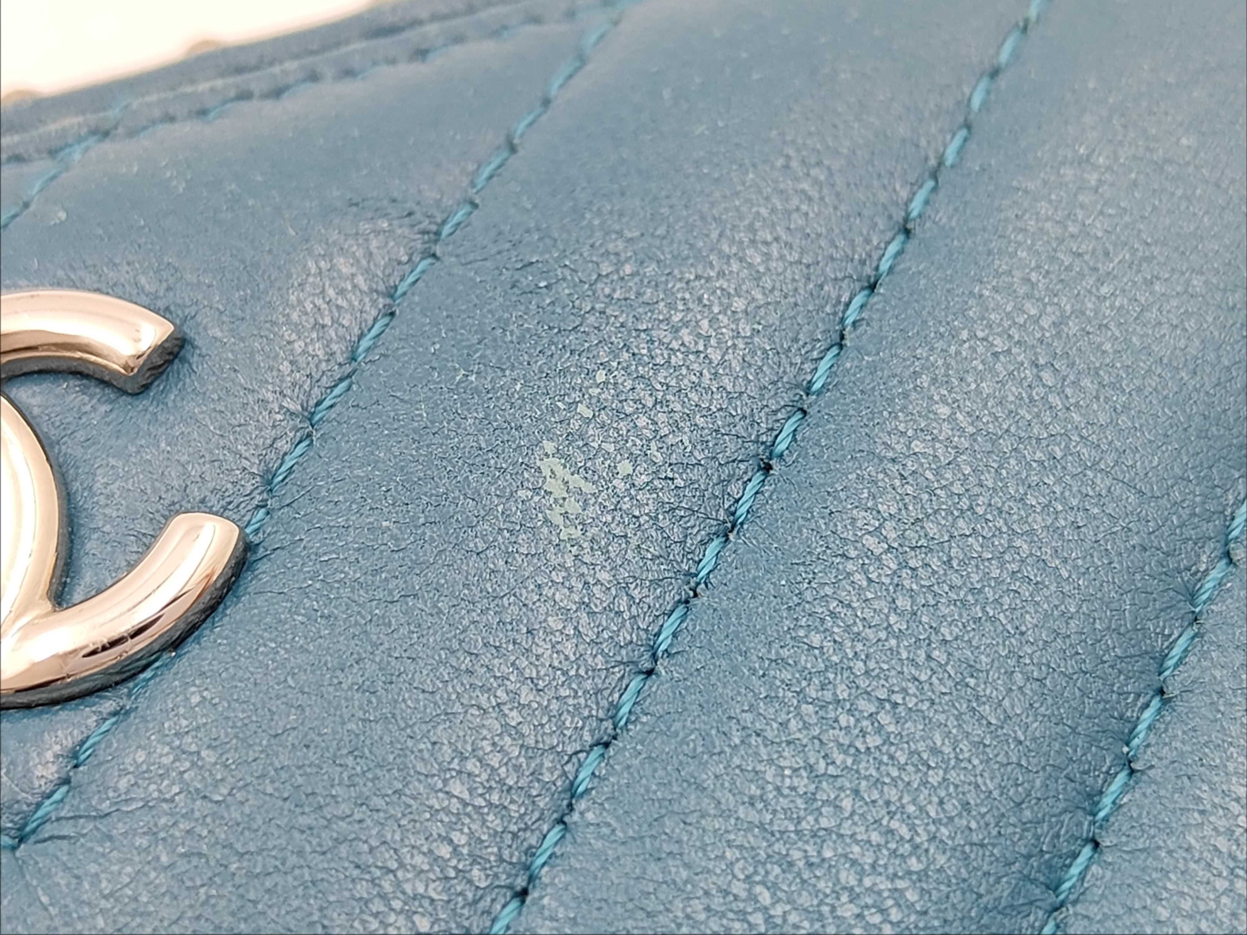 V-stitch Coco Mark Studded Long Wallet — view 13