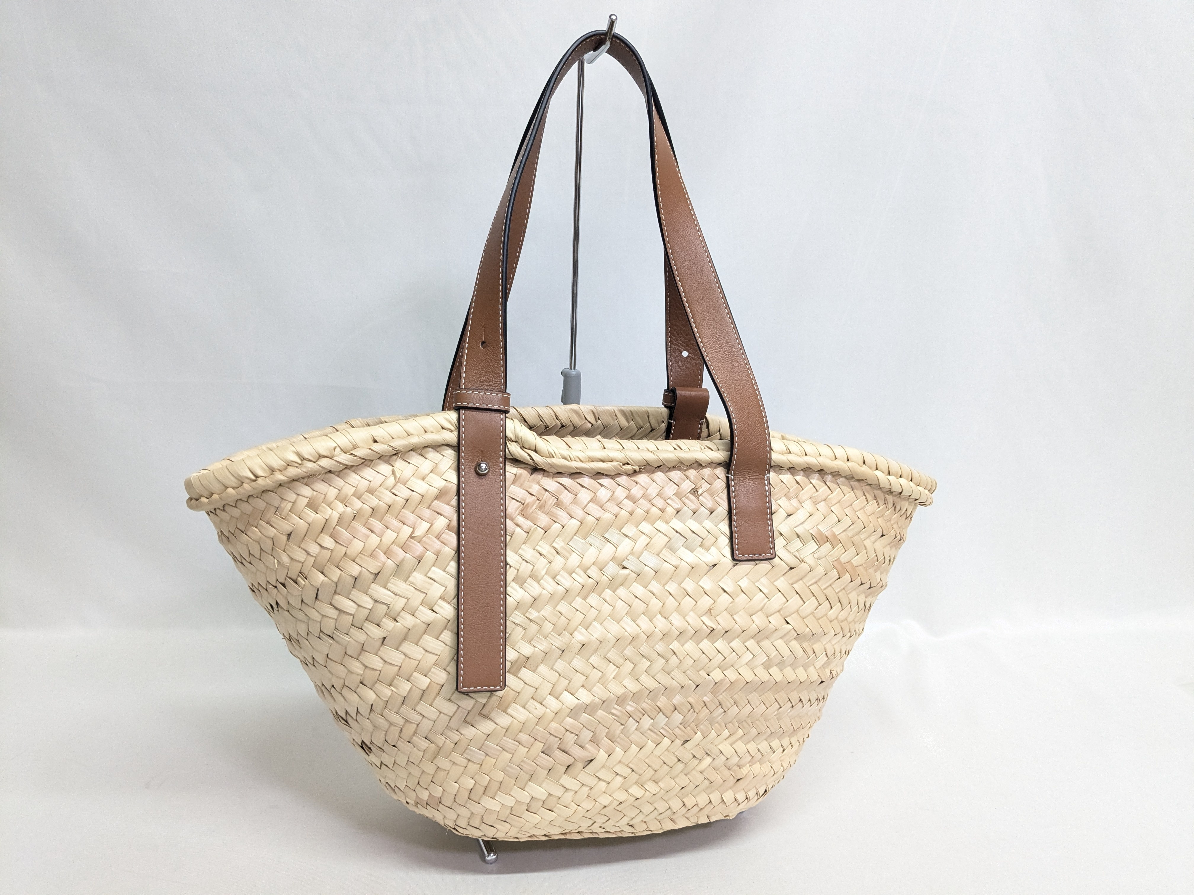 Basket Medium Tote Bag — view 2