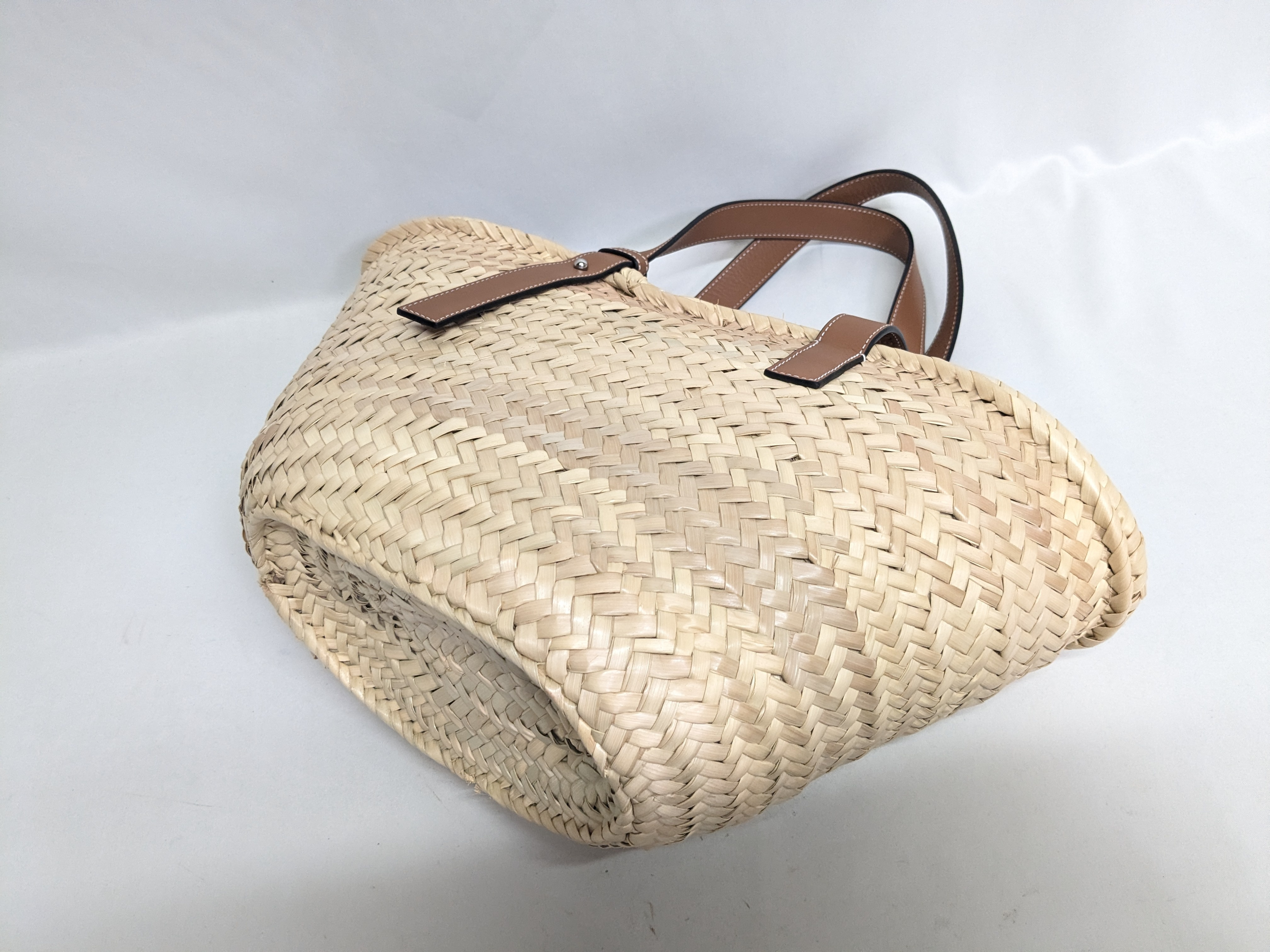 Basket Medium Tote Bag — view 5