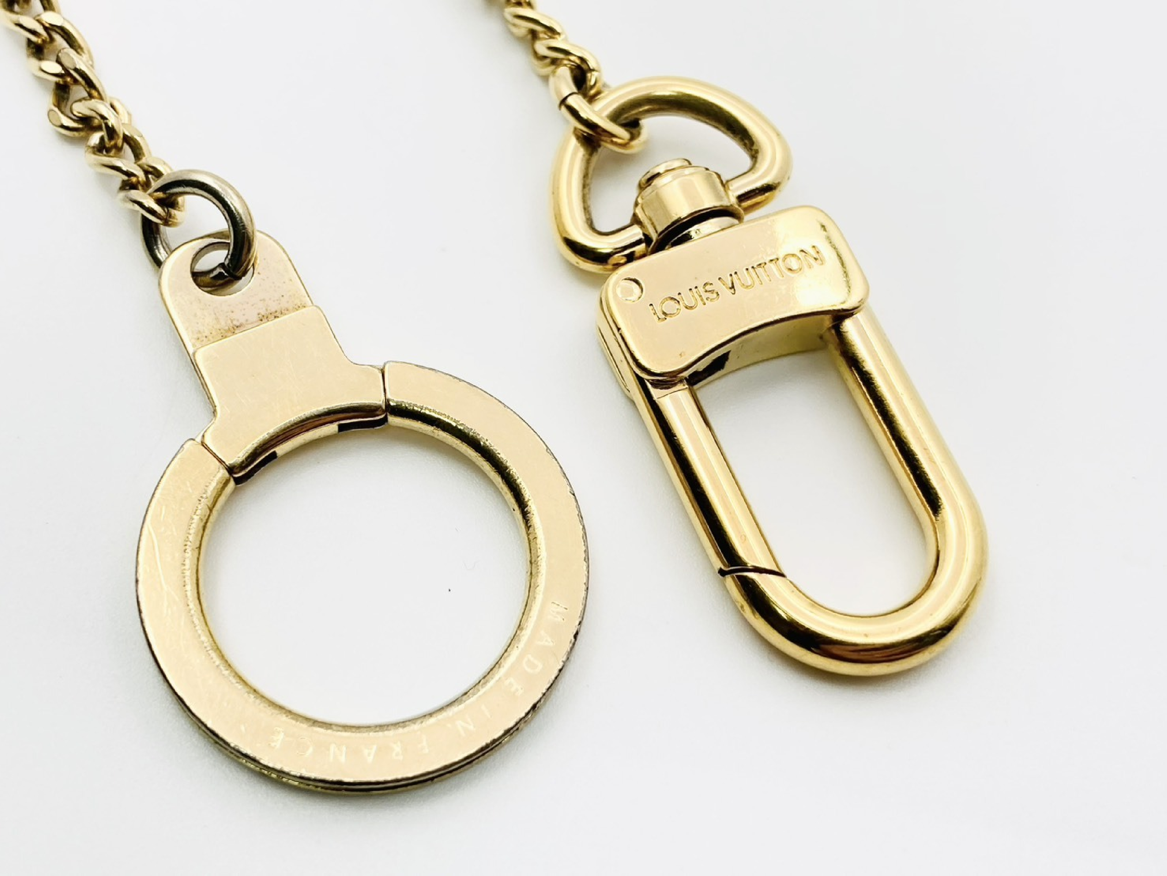 M58021 Chaine Ancre Chain Keyring Charm Gold Key Case — view 2