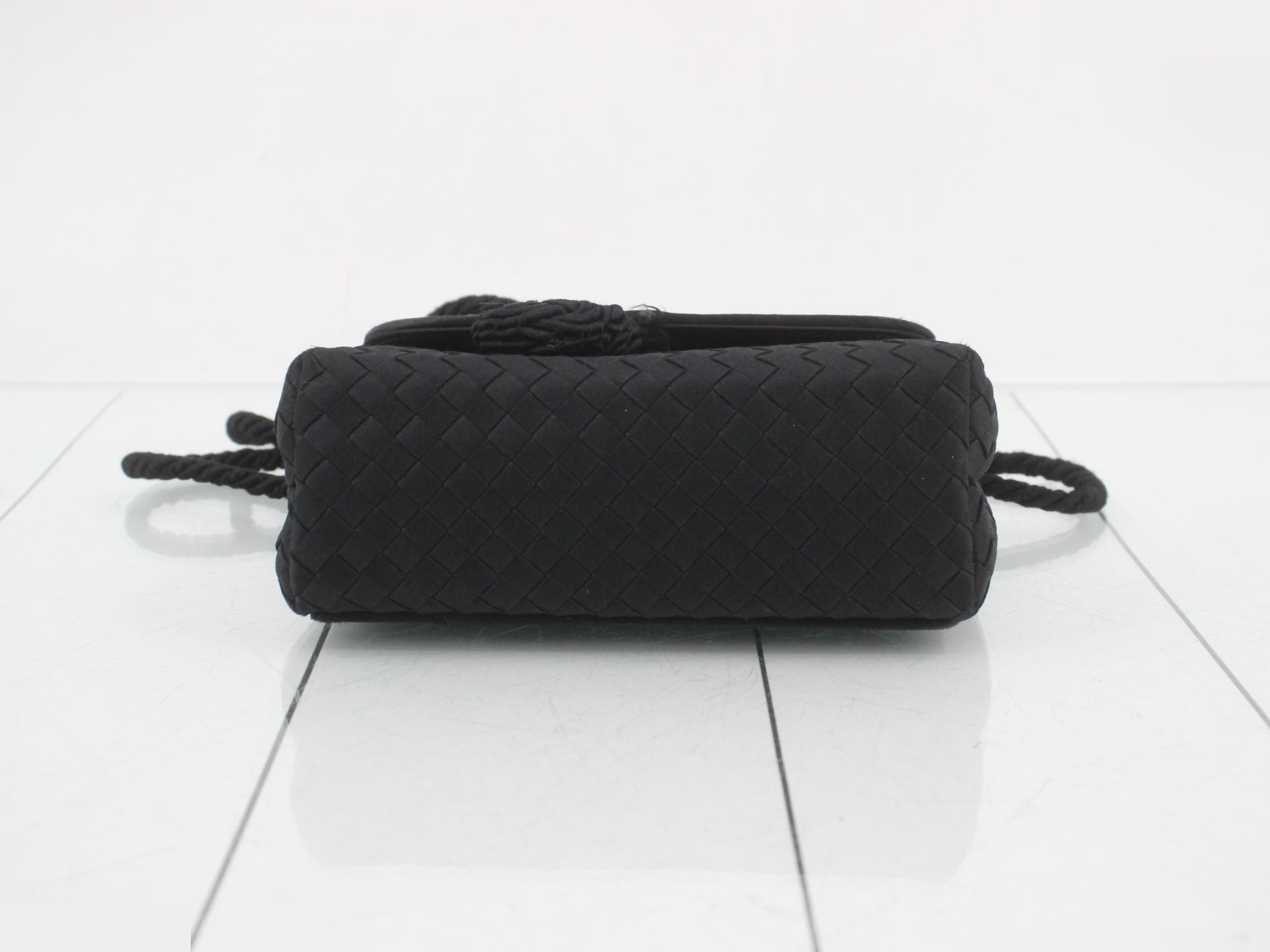 Mirror included. Satin intrecciato (bag) - shoulder bag — view 3