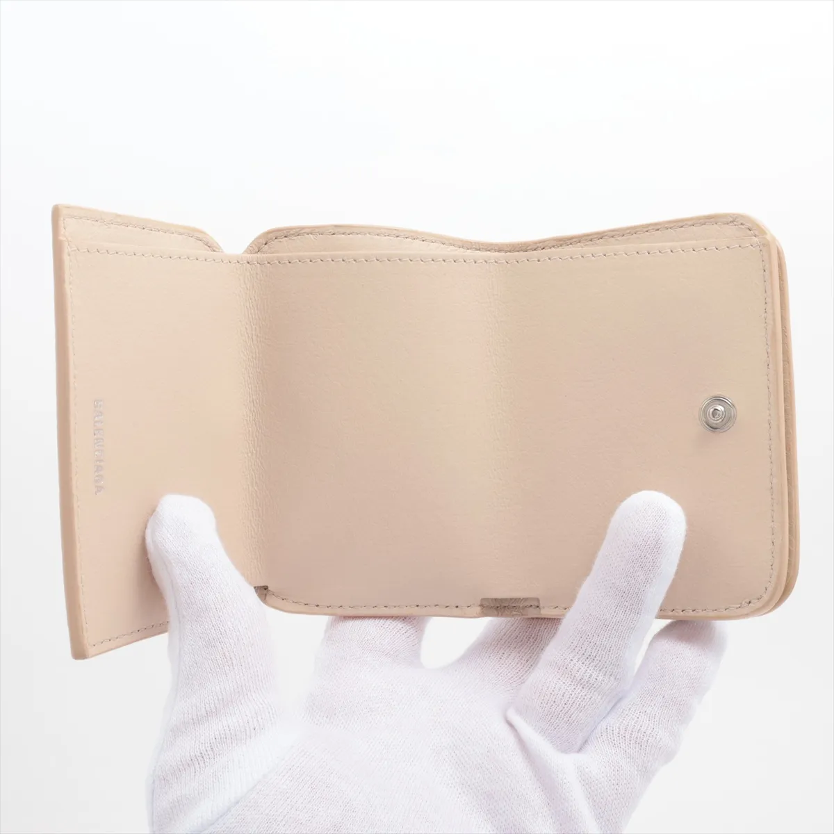 Everyday Logo 593813 Leather Compact Wallet Beige — view 5