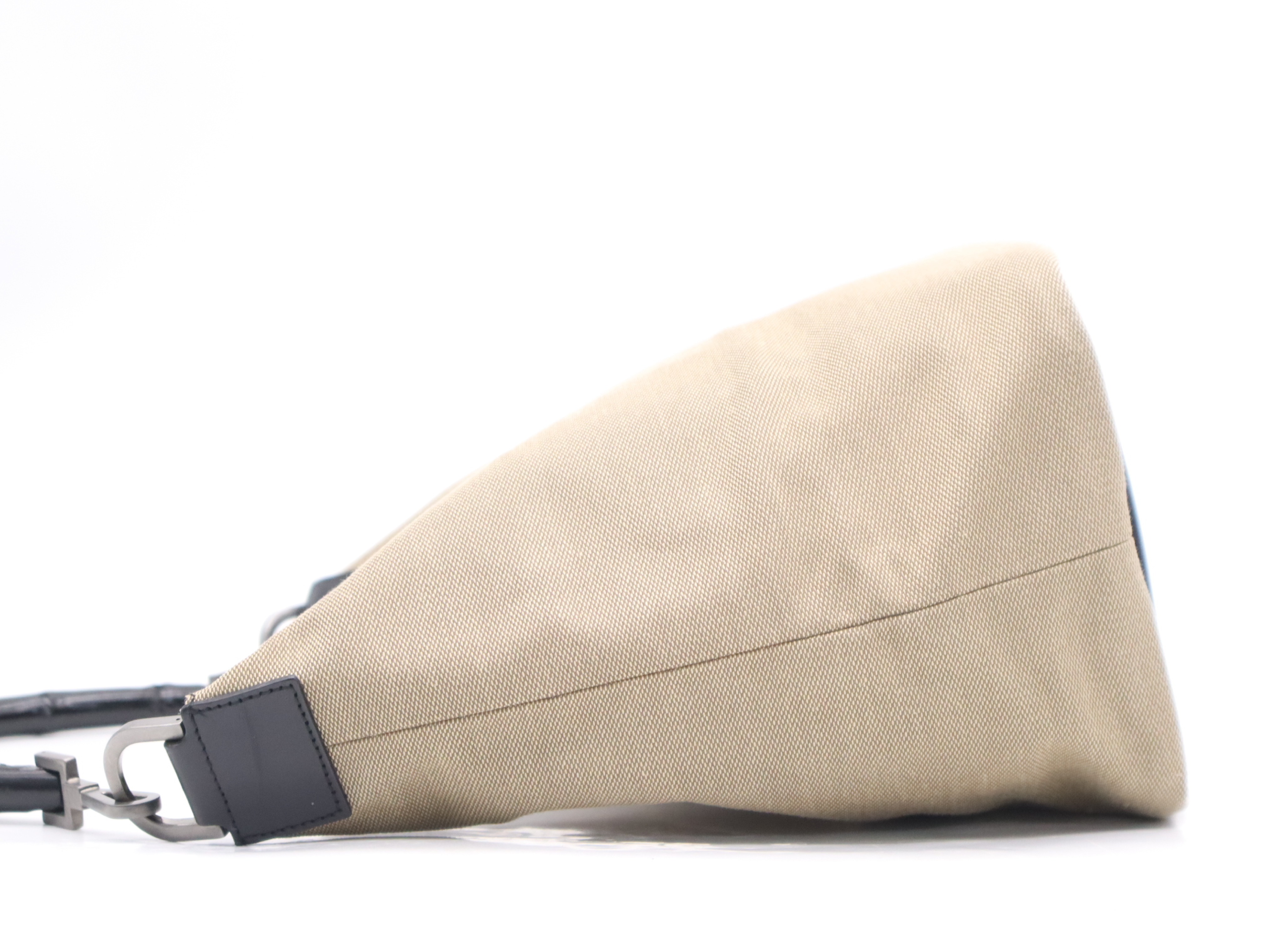000・0531 Canvas Bamboo Beige Black Shoulder Bag — view 3