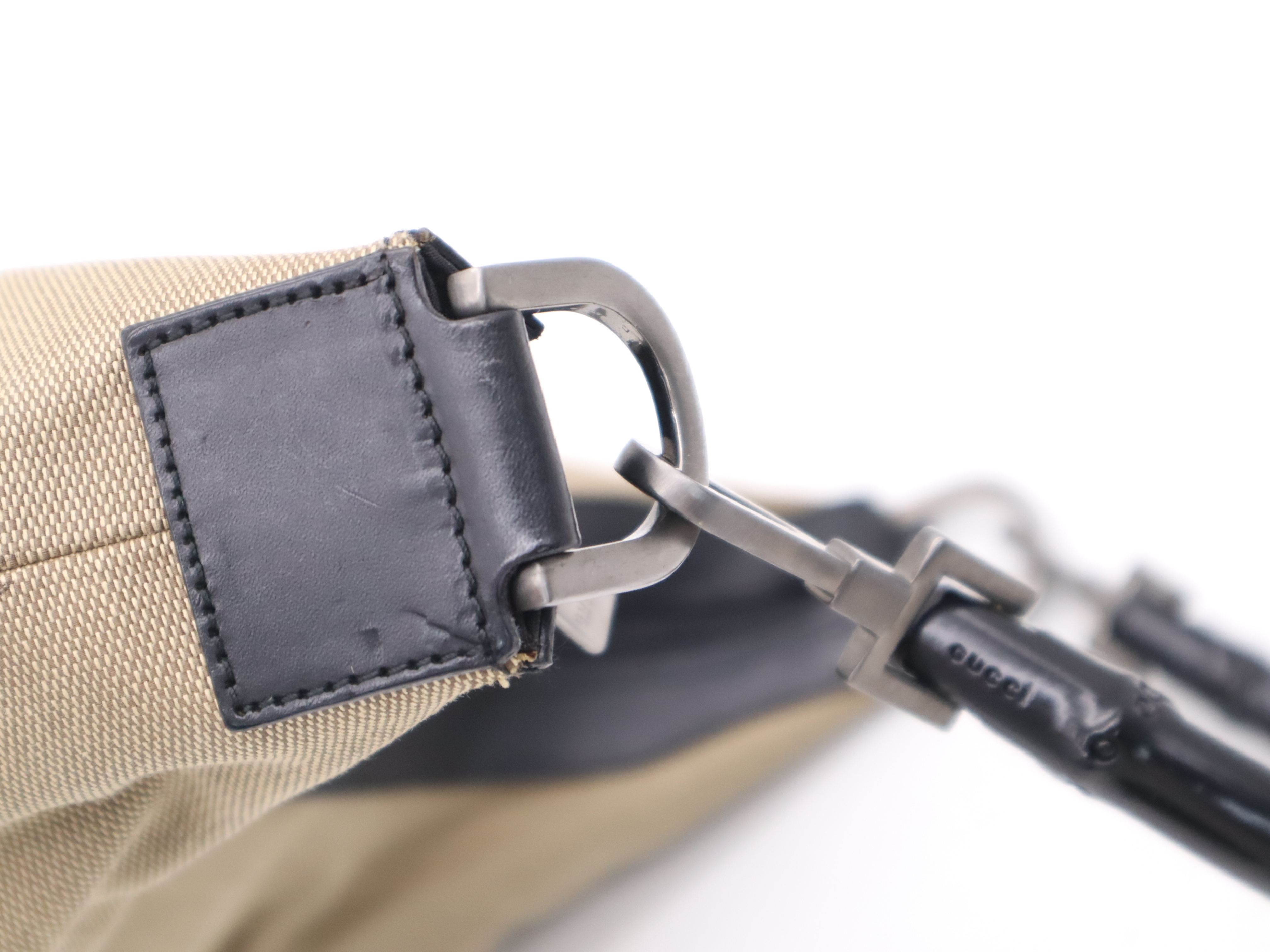000・0531 Canvas Bamboo Beige Black Shoulder Bag — view 7