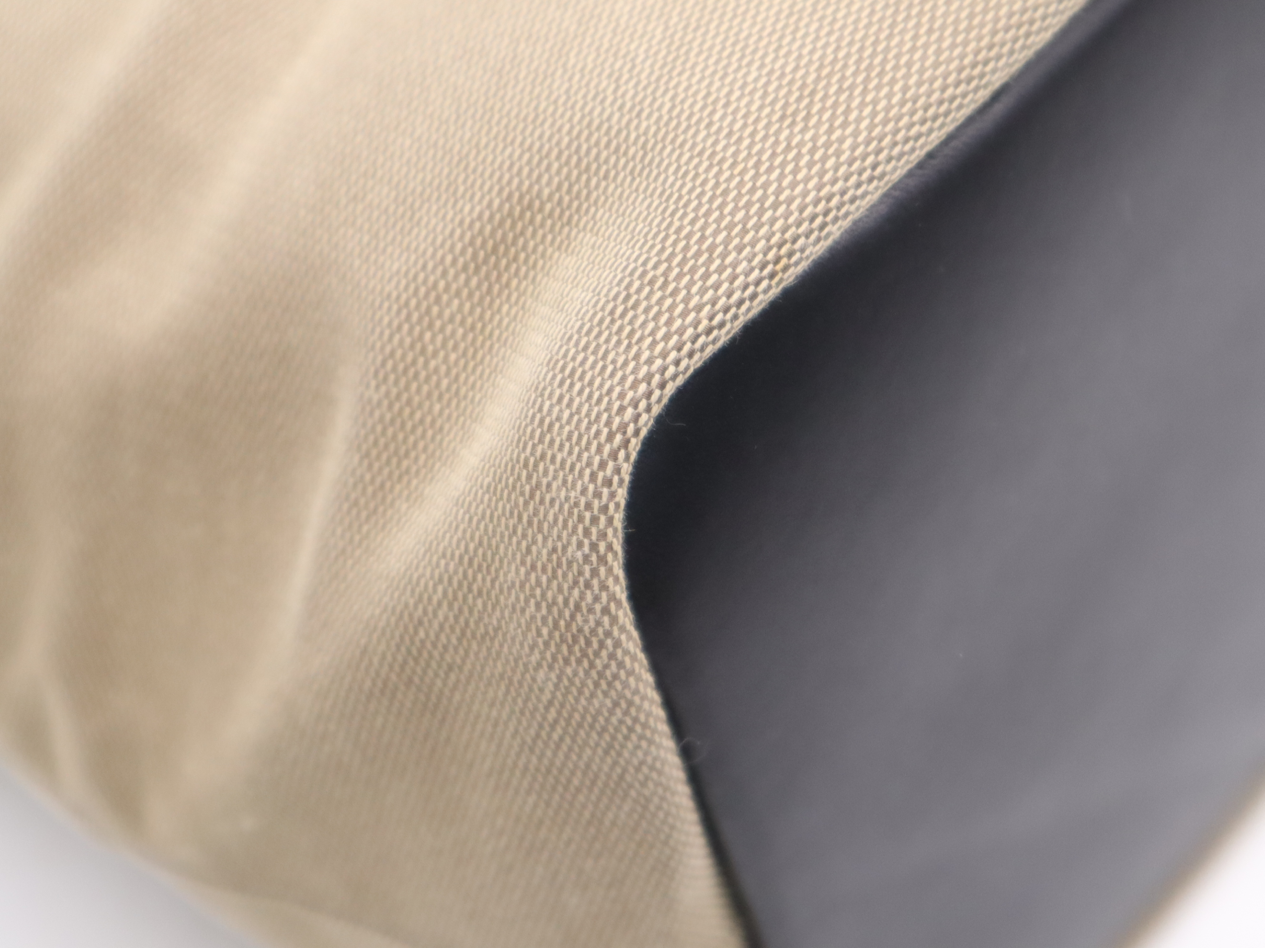 000・0531 Canvas Bamboo Beige Black Shoulder Bag — view 9