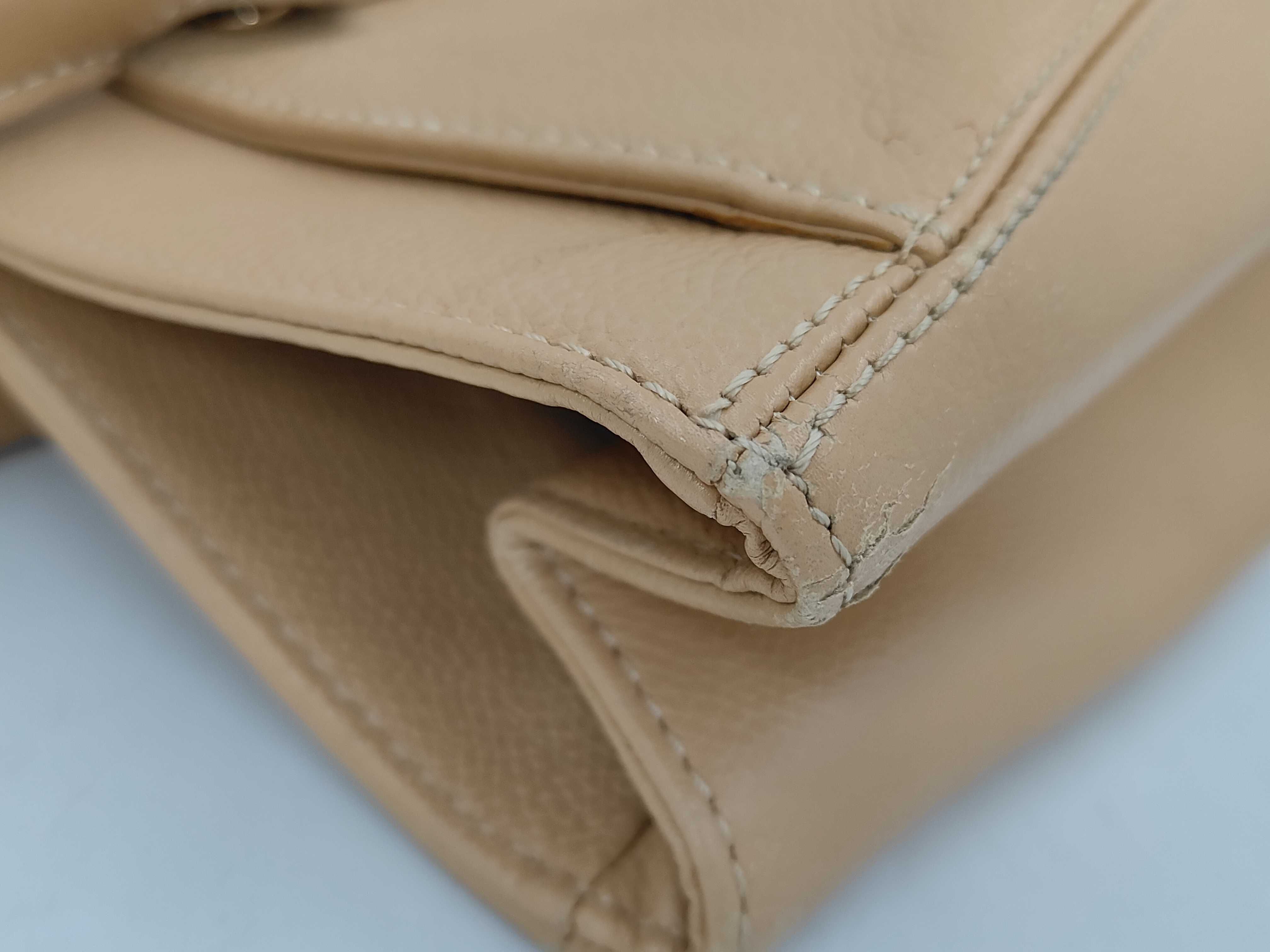 Executive Tote, Calfskin, Beige, Gold Hardware, A15206 Tote Bag — view 11