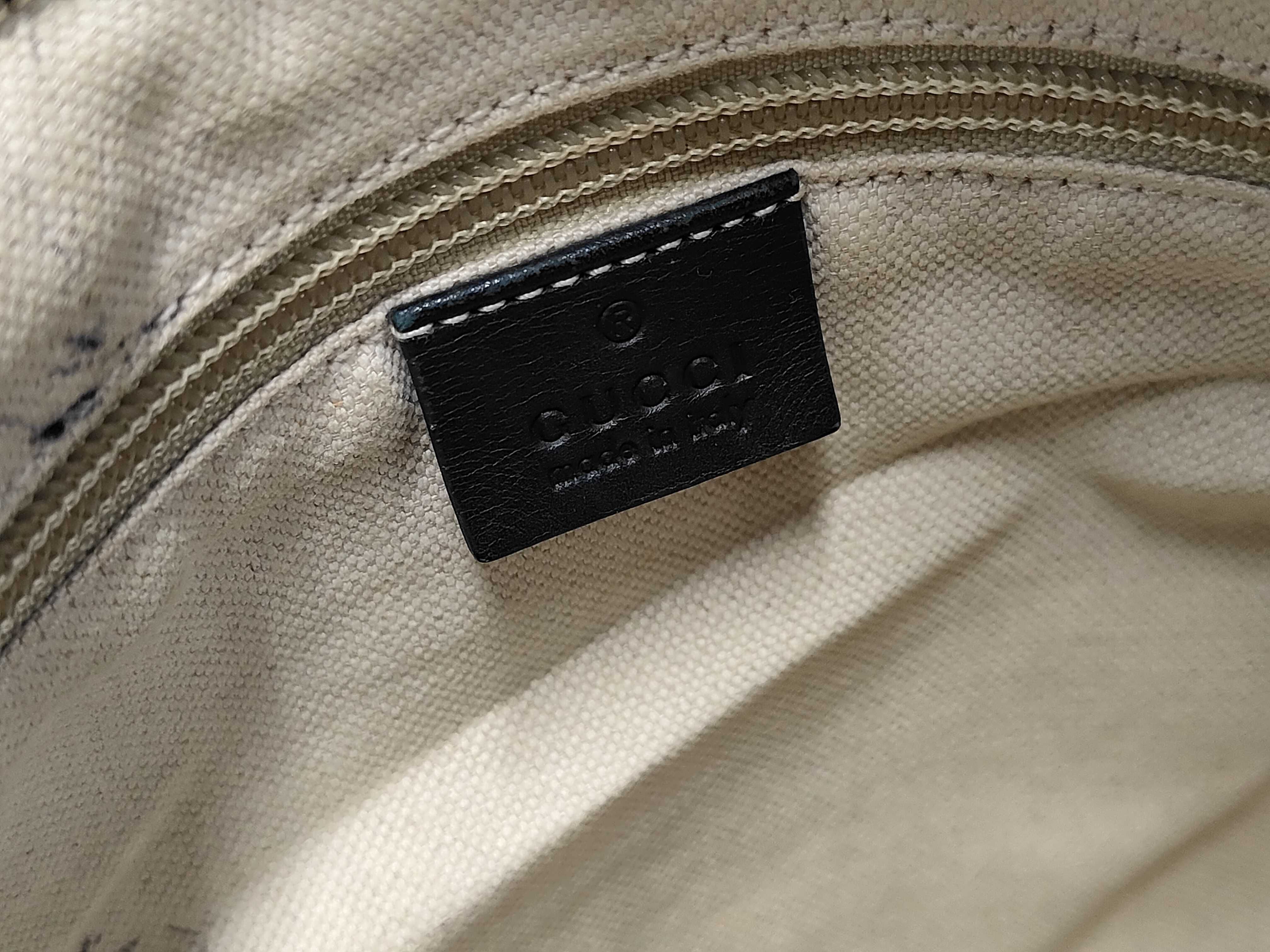 GG Supreme GG Canvas Shoulder Bag — view 10