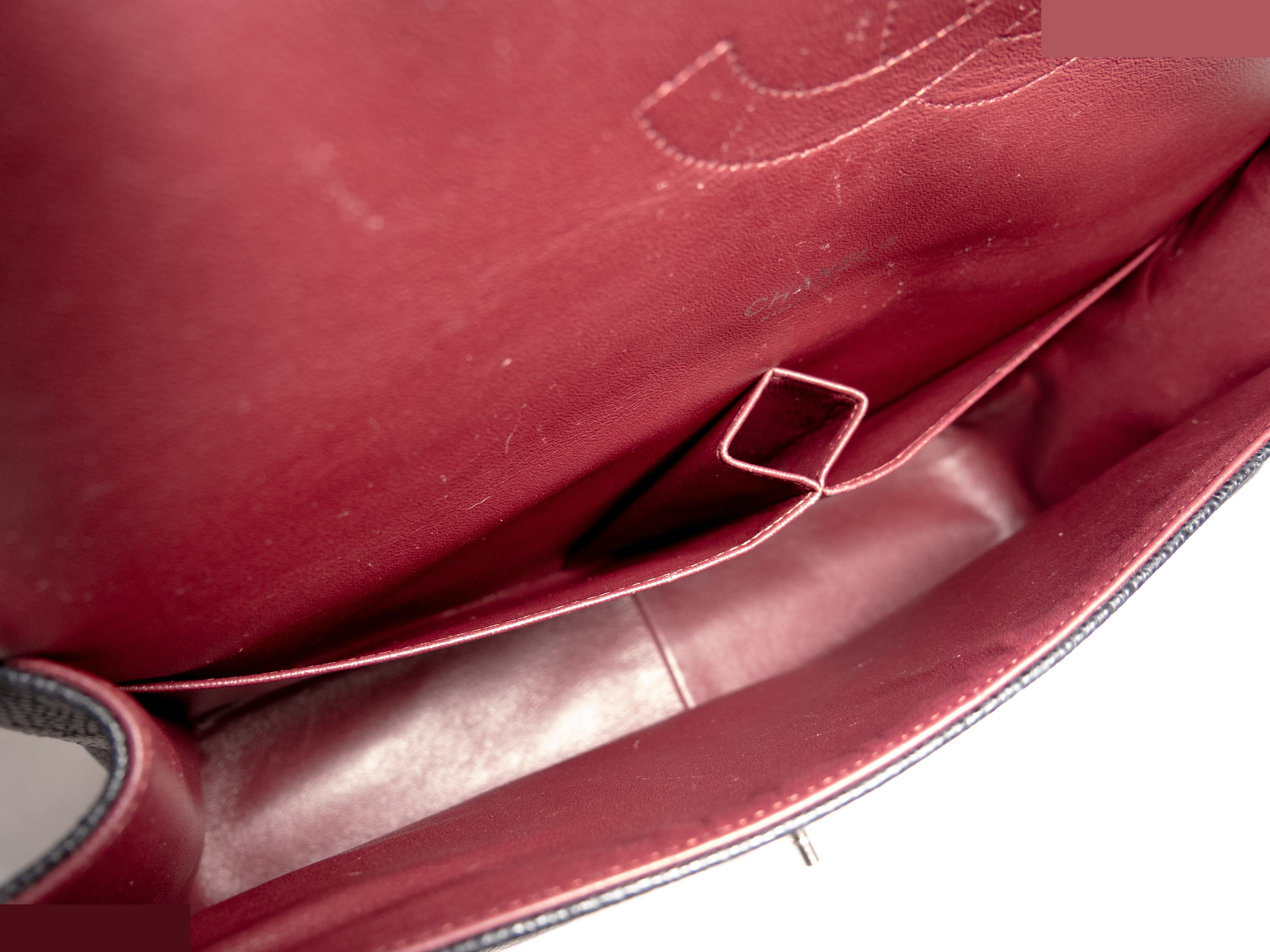 Large Matelassé bag, double flap, double chain, seal card — view 11