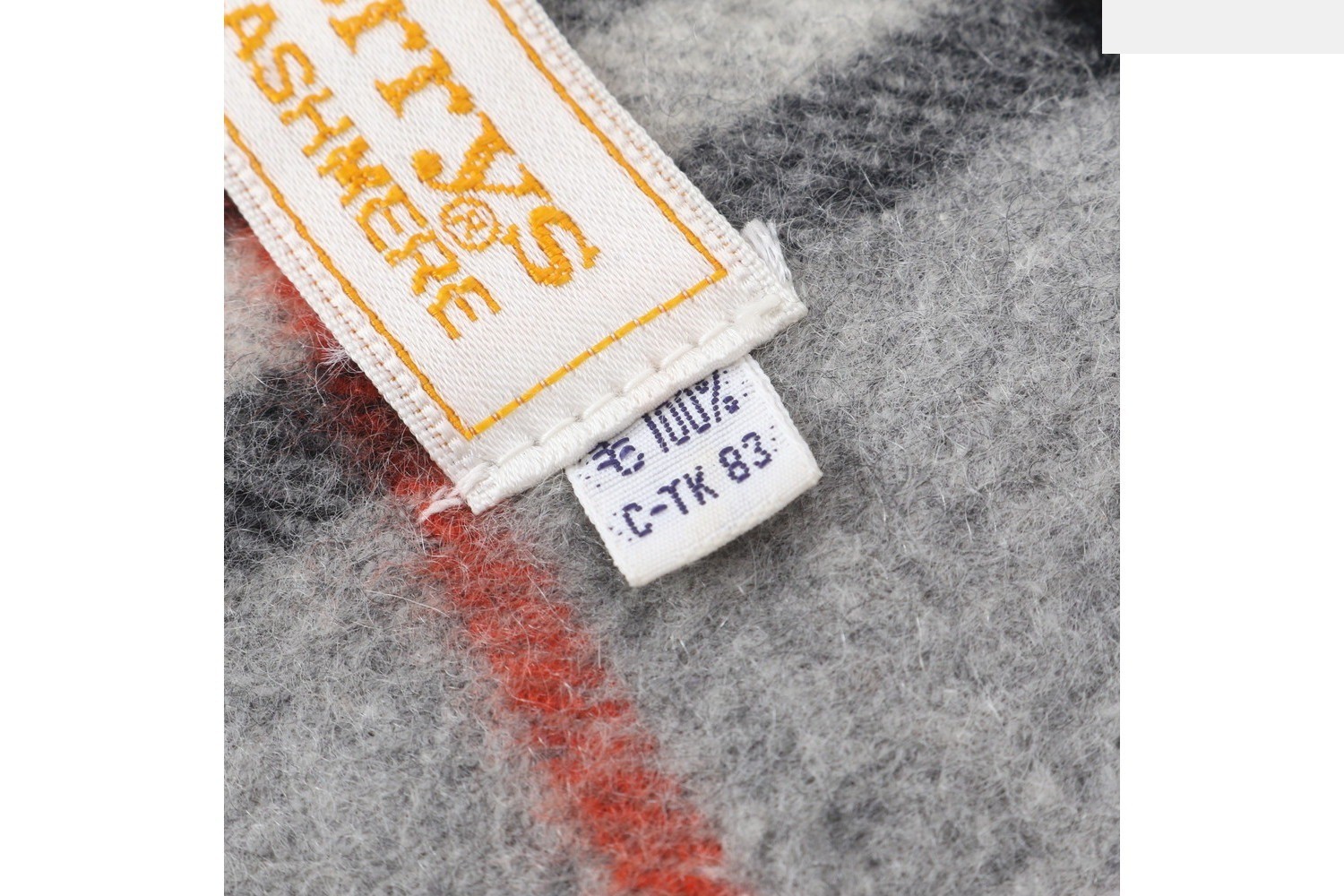 Cashmere check pattern scarf — view 7