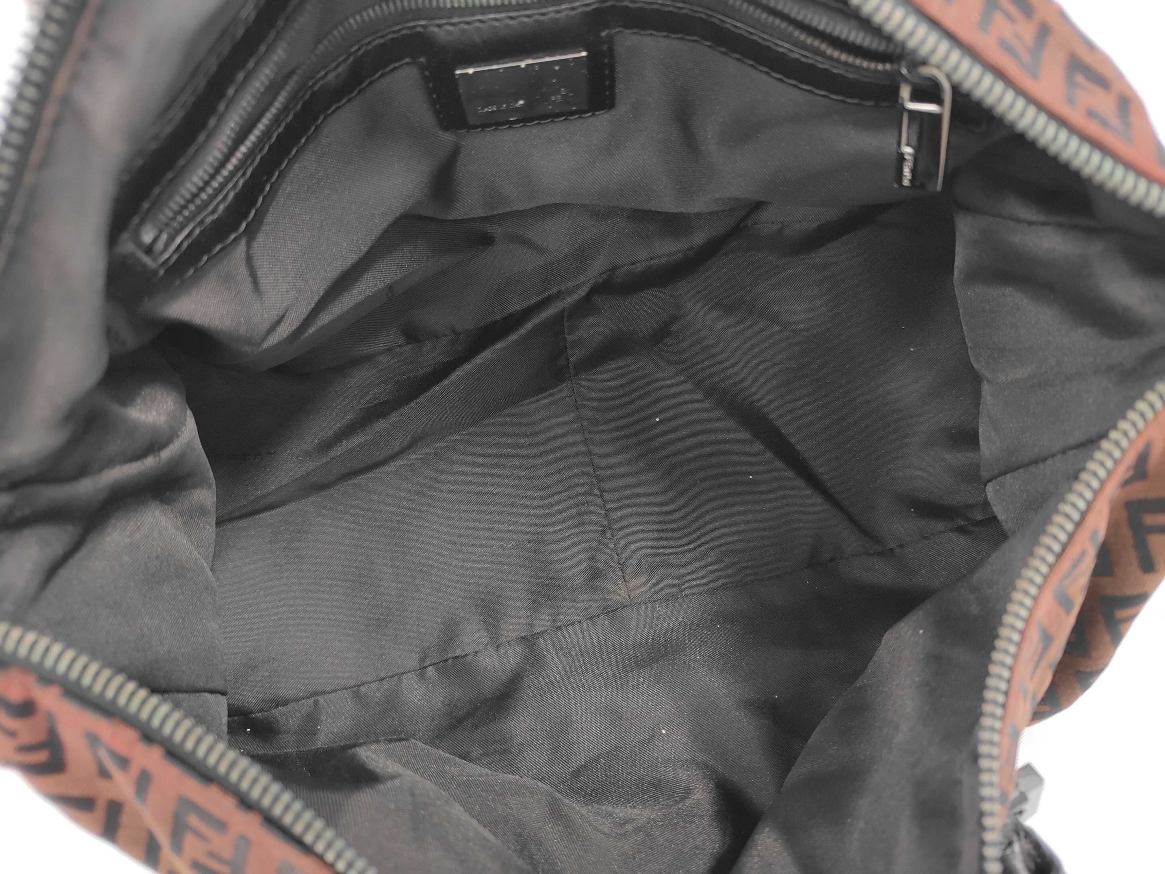 Zucchino Shoulder Bag — view 8