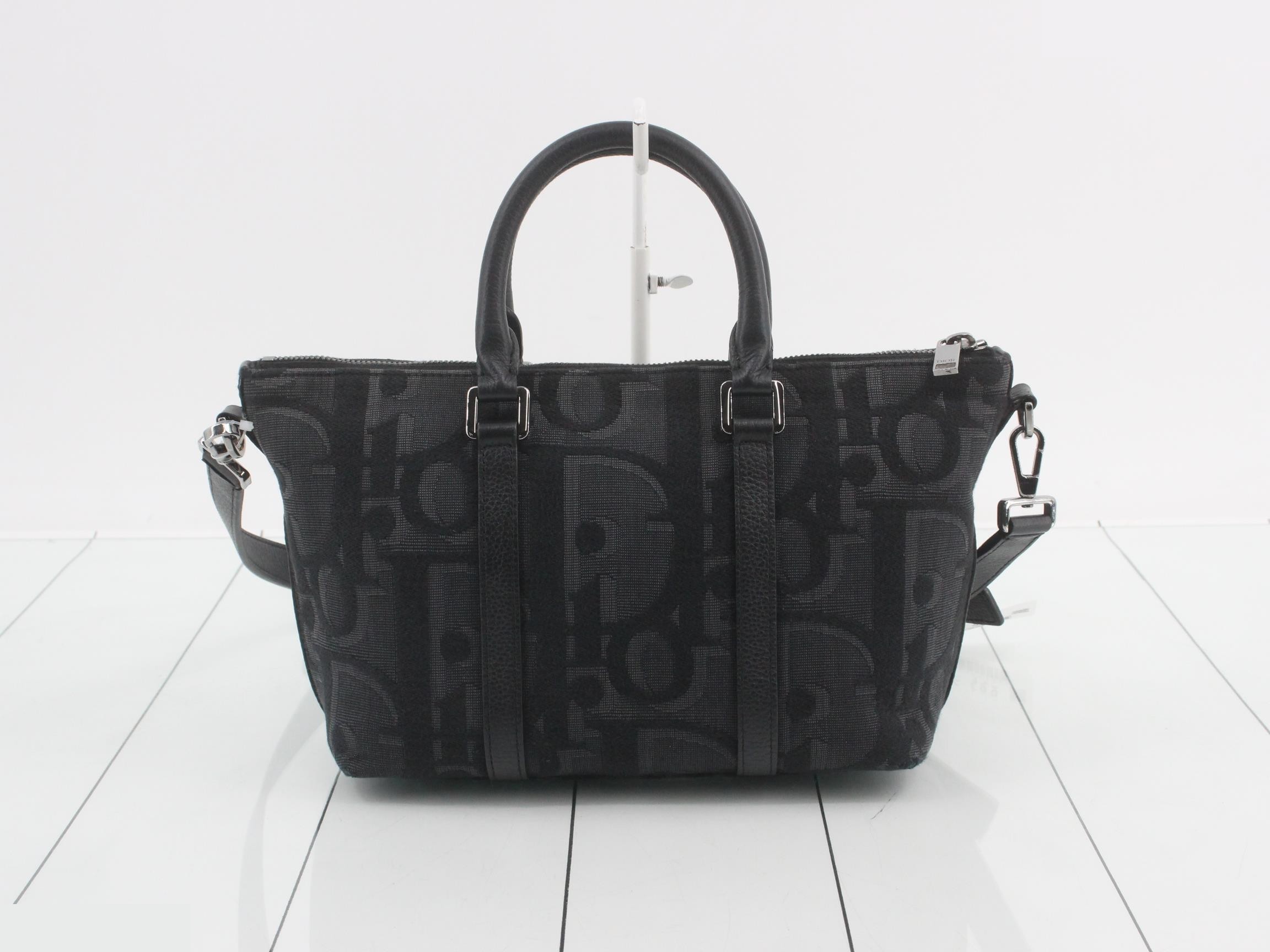 Weekender Oblique 2-Way Tote Bag — view 2
