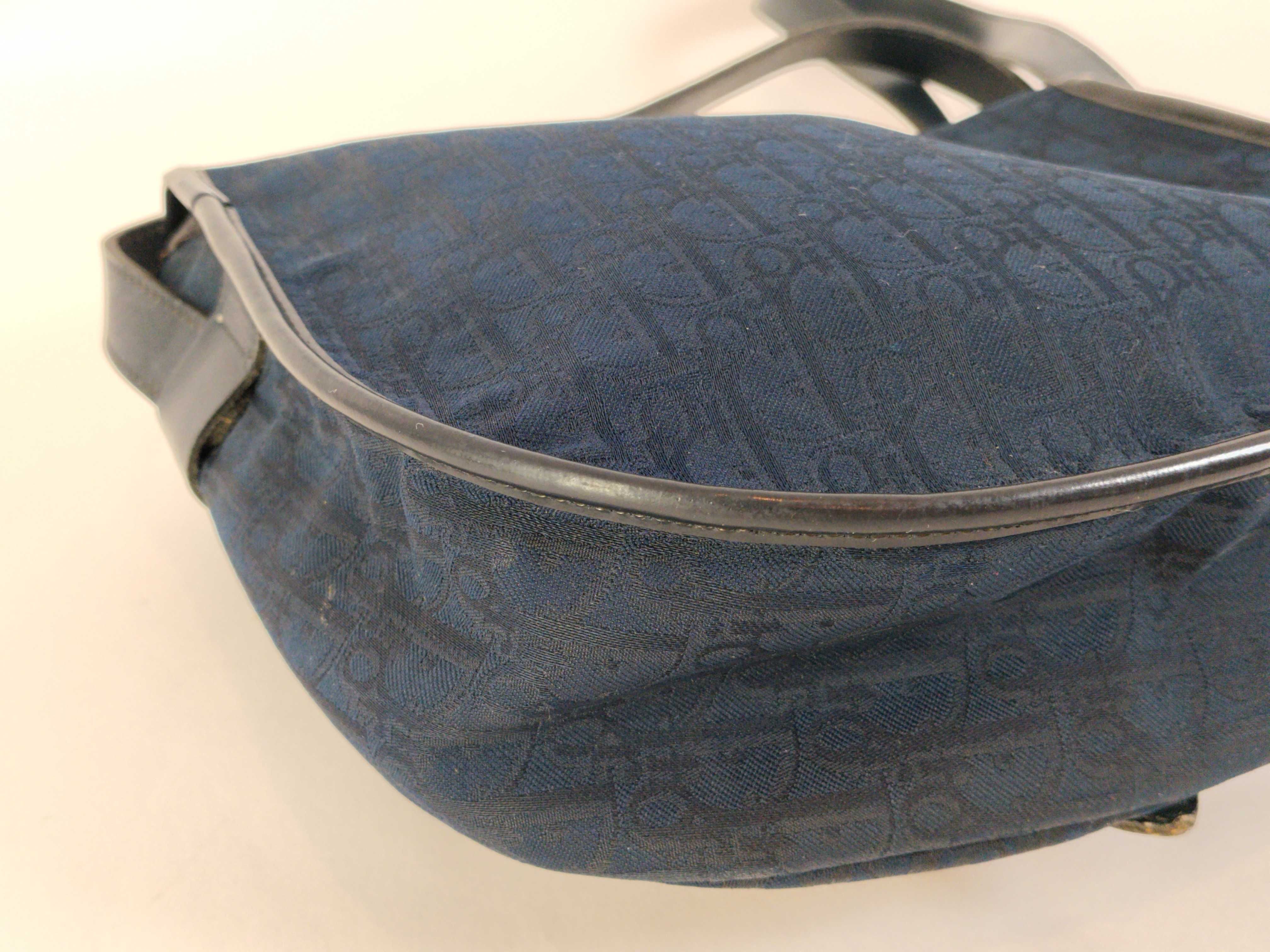 Trotter Shoulder Bag, Navy, W22cm — view 6