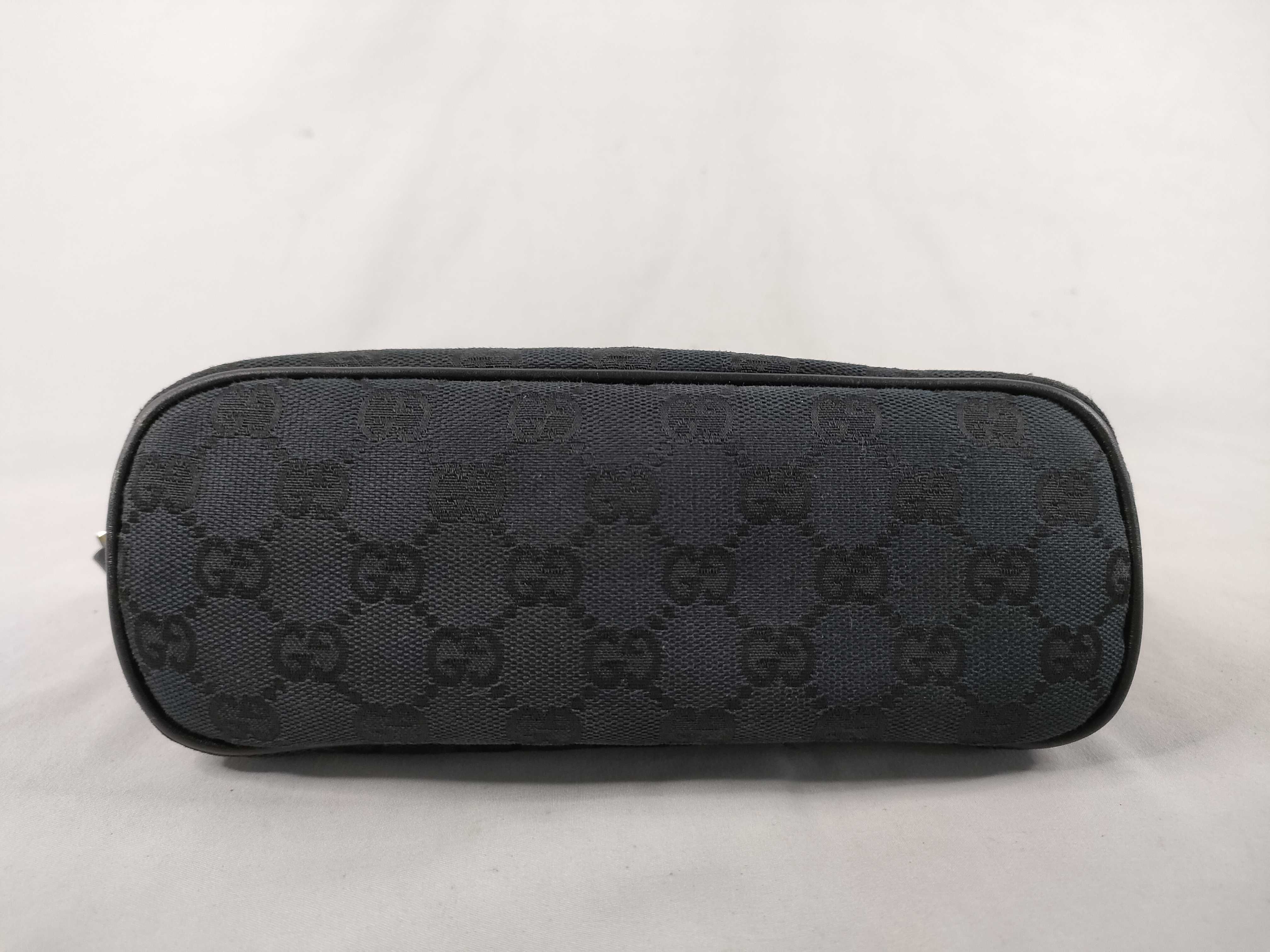 GG Canvas Accessory Pouch Handbag — view 7