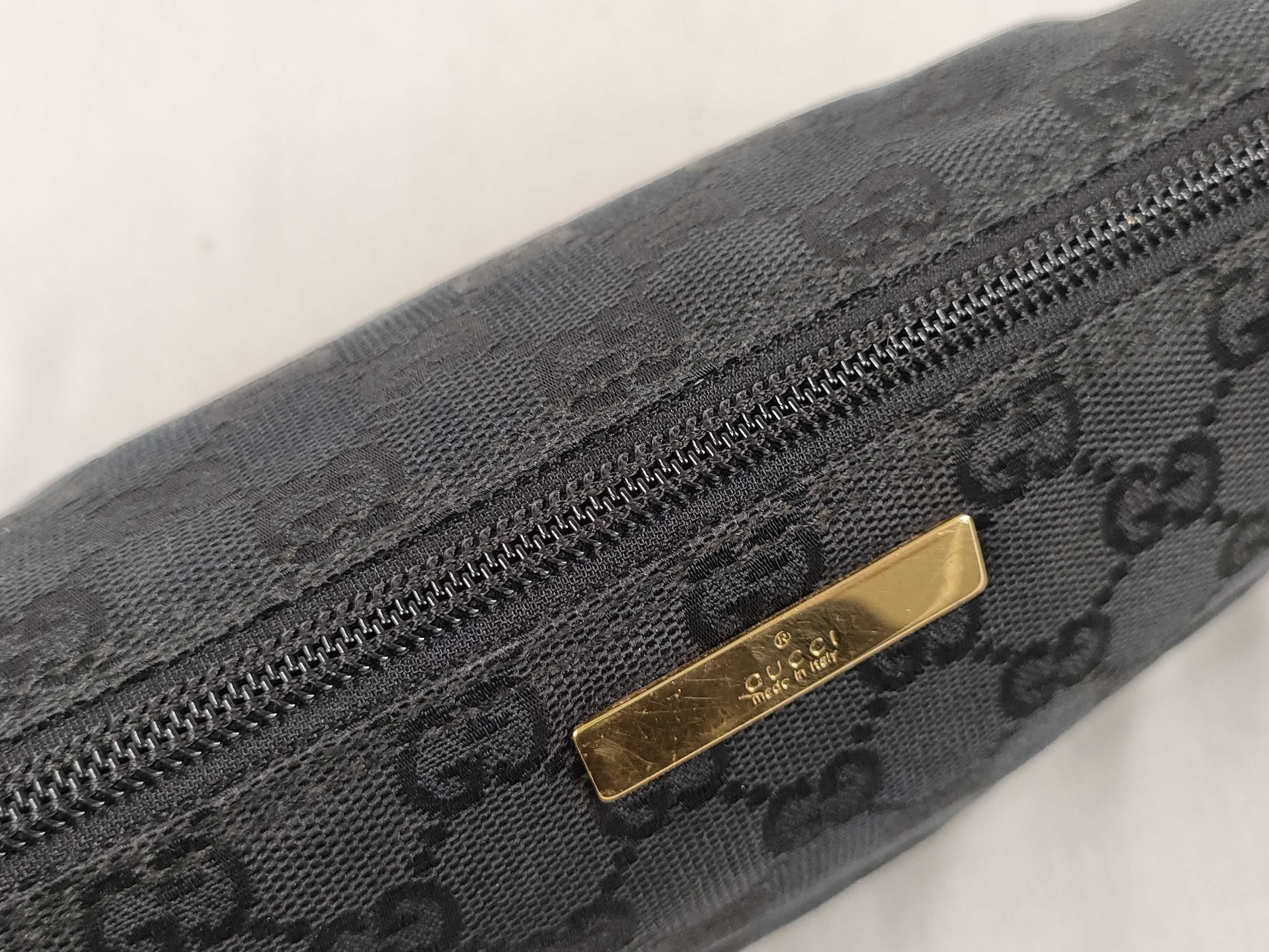 GG Canvas Accessory Pouch Handbag — view 8