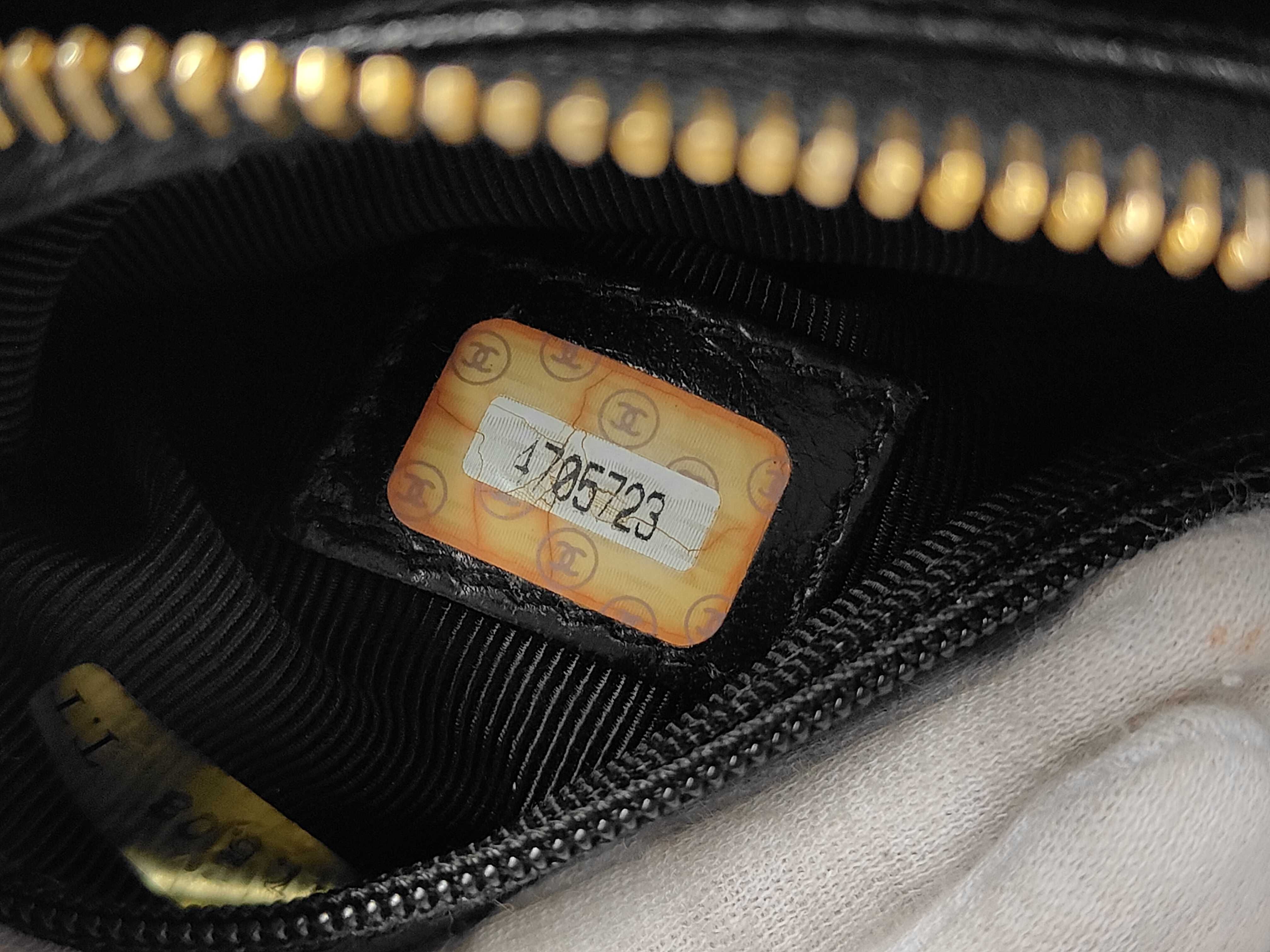 Caviar Skin Logo Tote Bag Black 4705732 Tote Bag — view 11