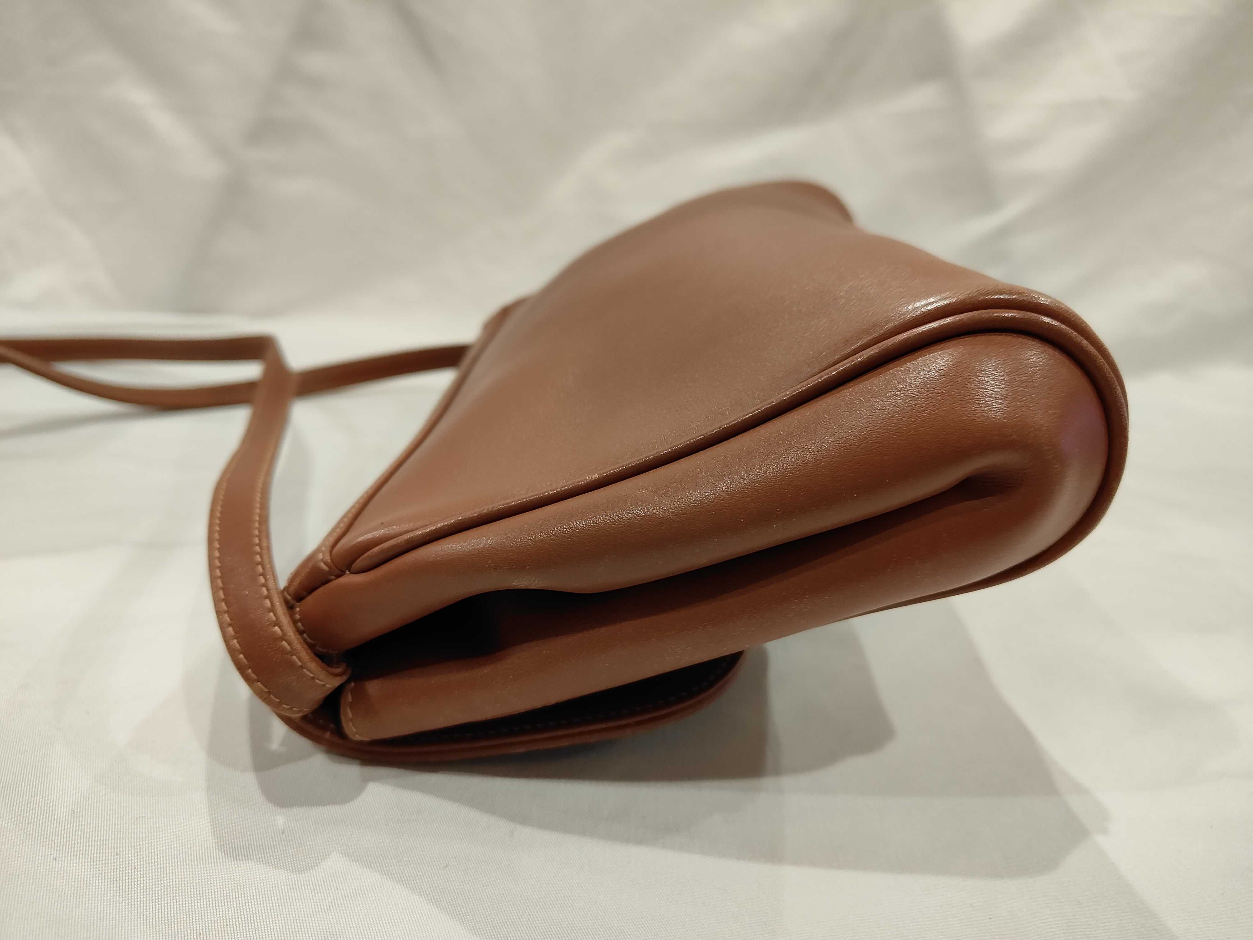 Old Gucci Leather Brown Shoulder Bag — view 5