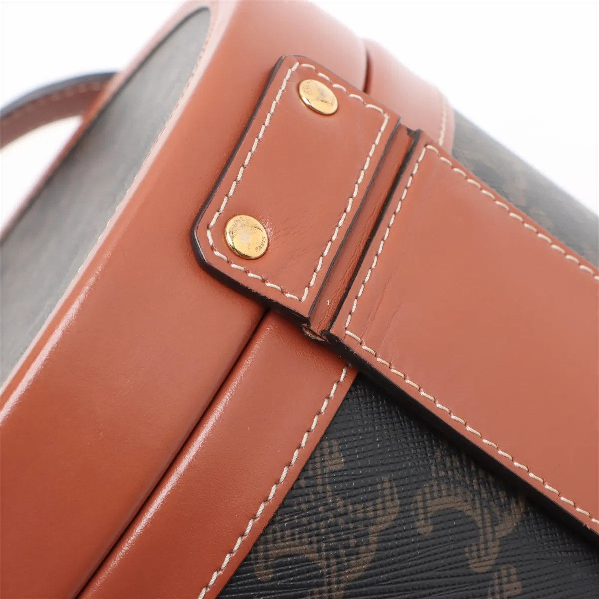 Triomphe PVC x Leather Vanity Bag Brown — view 10