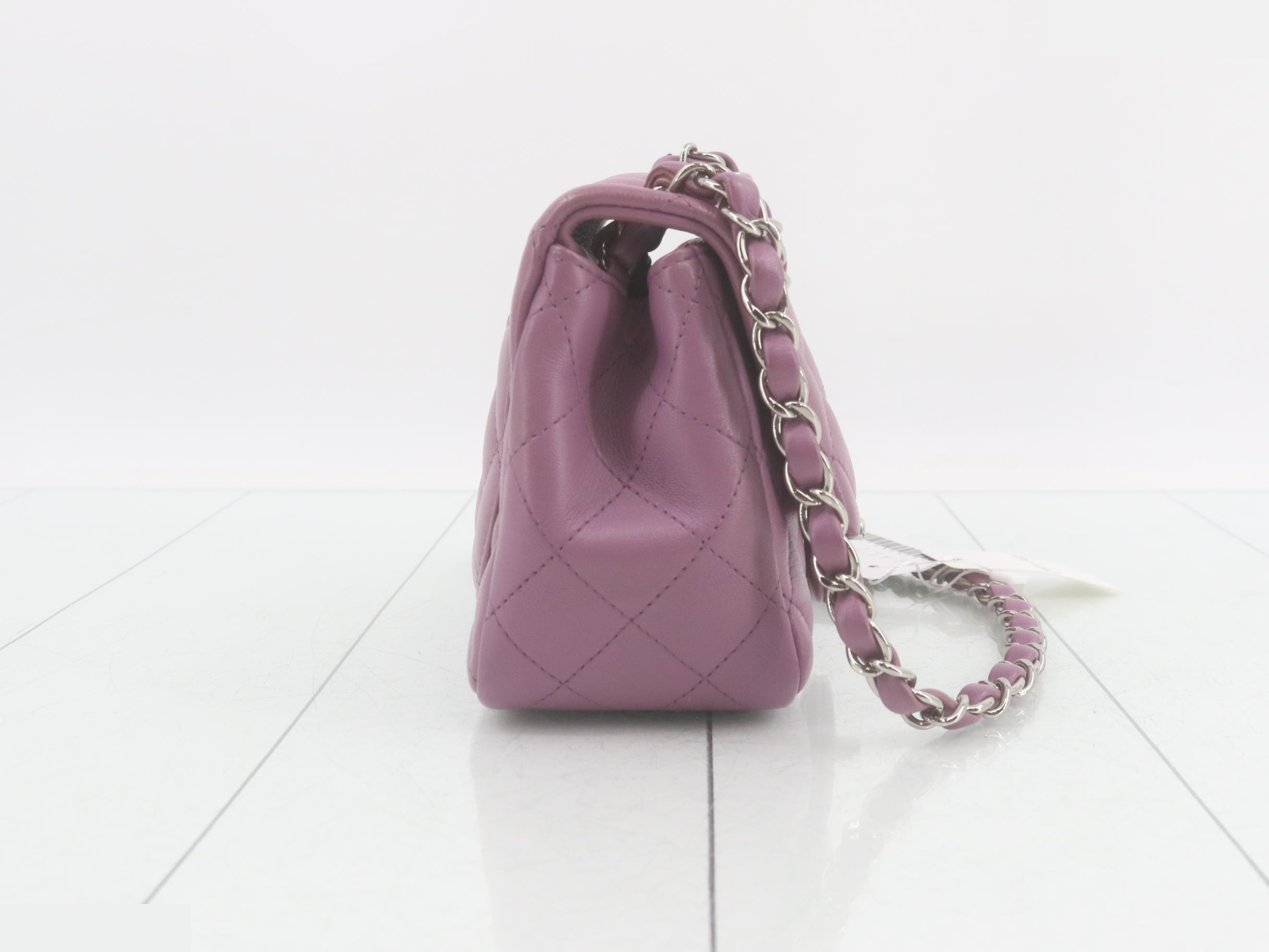 Matelassé lambskin chain shoulder bag, purple — view 4