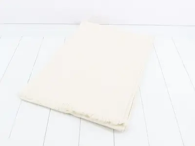 Stole, "New Libris," Ivoire, 85% Cashmere, 15% Silk, Unused